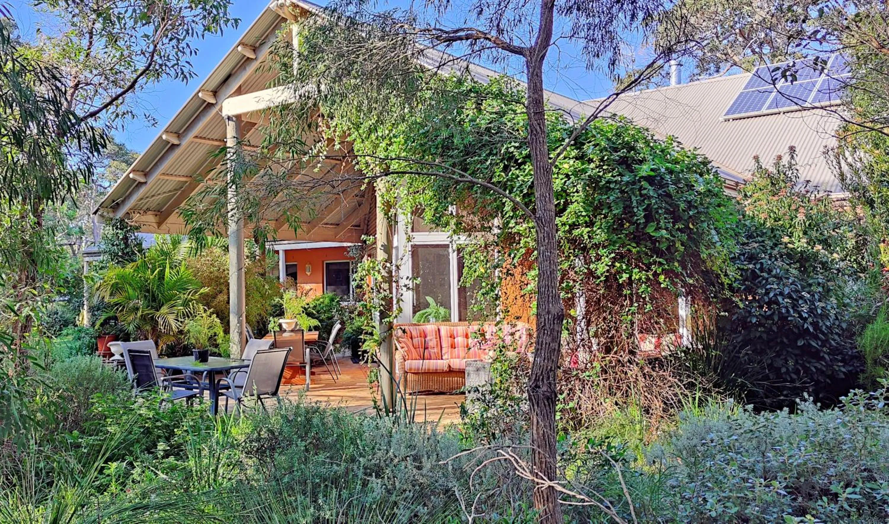 Garden view in Margaret River Bed & Breakfast