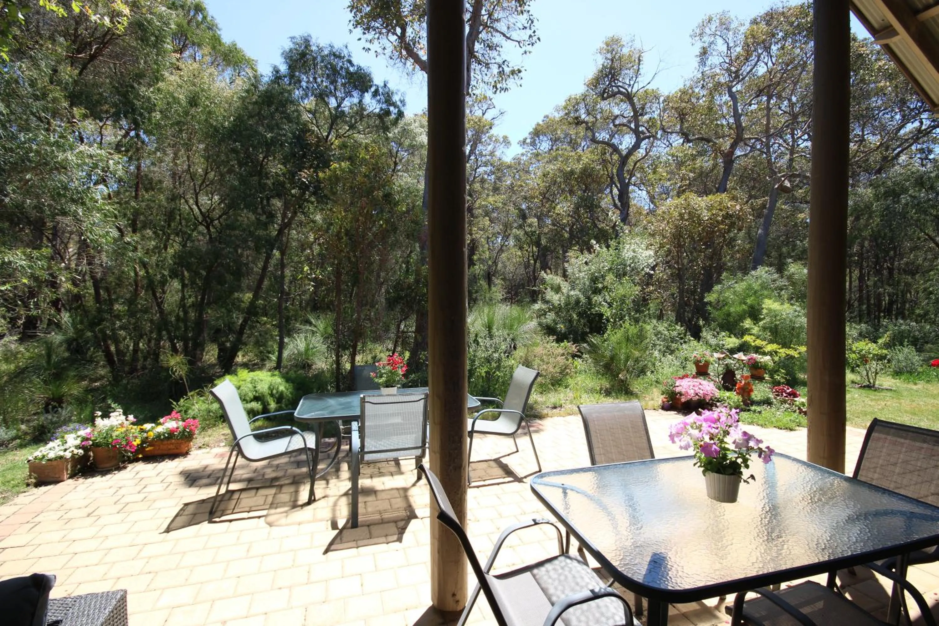 Patio in Margaret River Bed & Breakfast