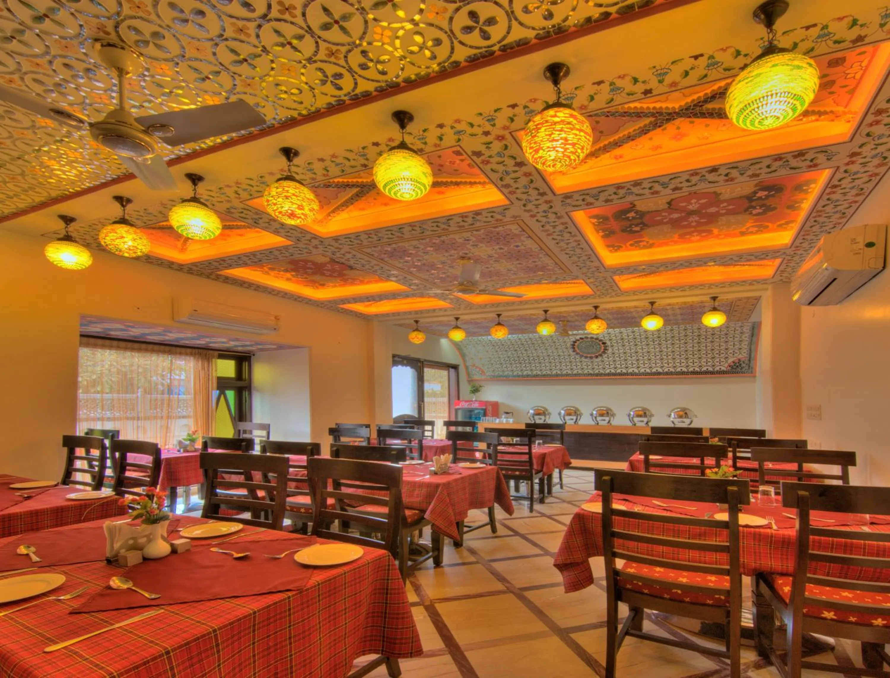 Restaurant/places to eat in Nahargarh Haveli-Near Train station Metro