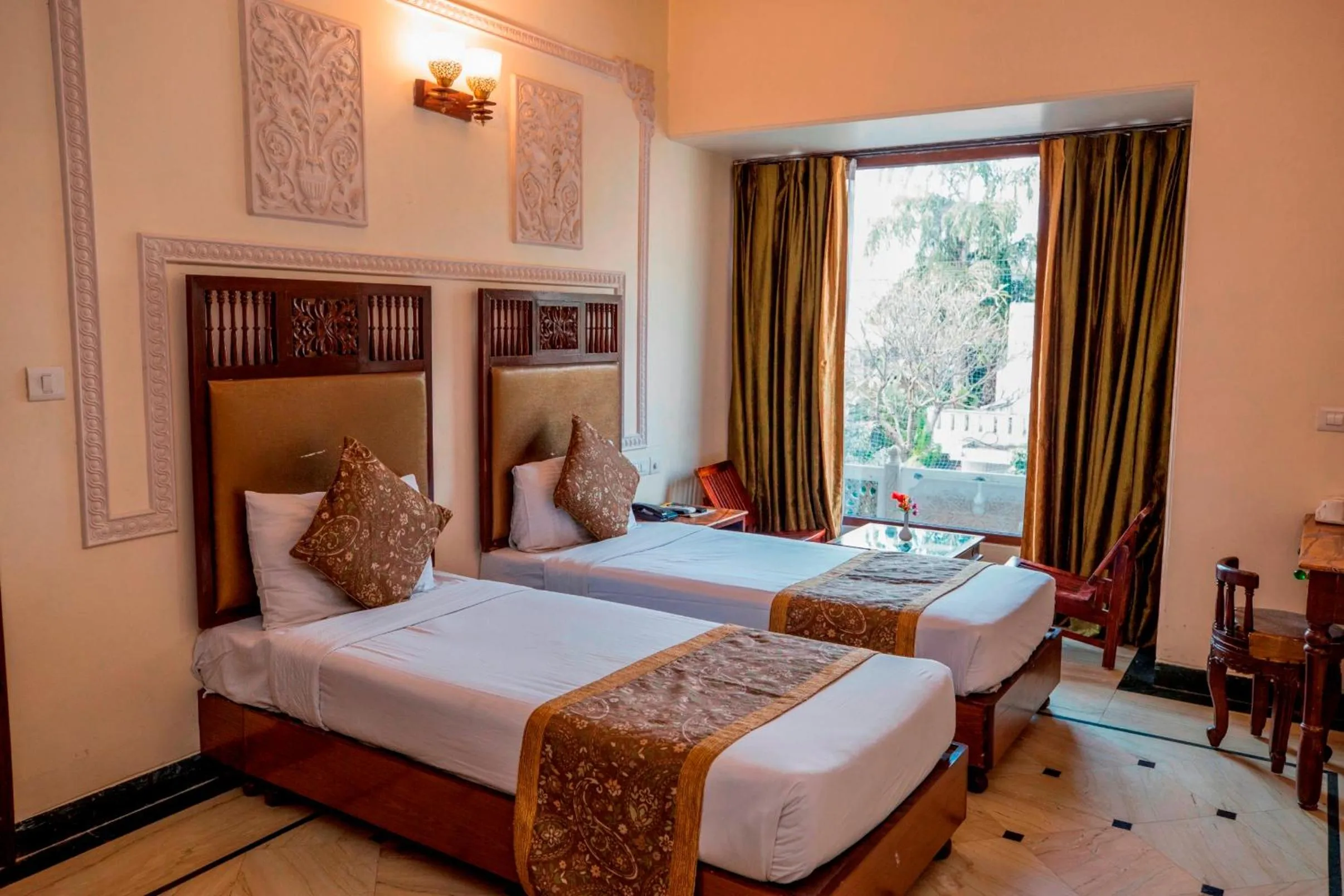 Photo of the whole room, Bed in Nahargarh Haveli-Near Train station Metro