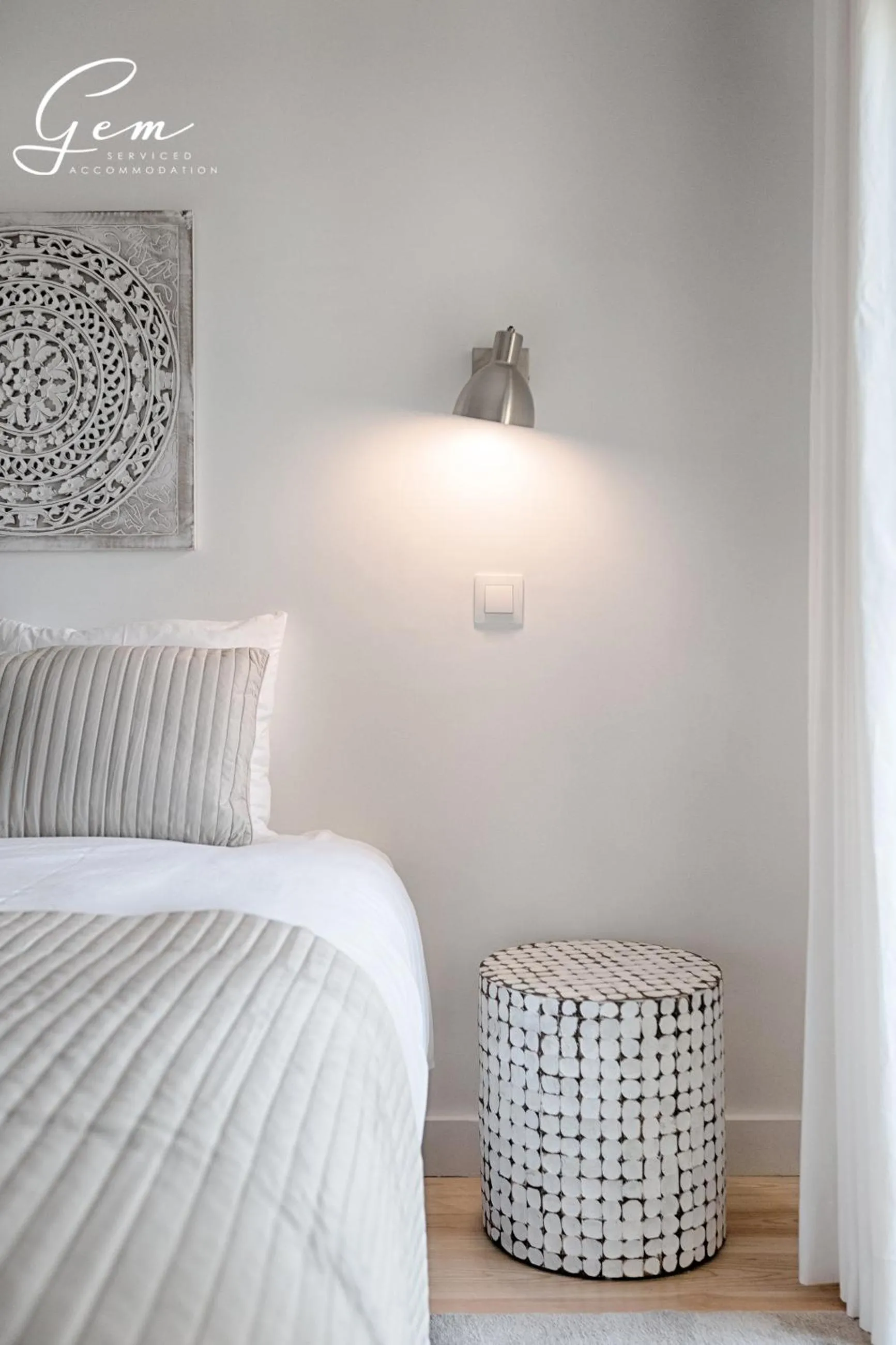 Decorative detail, Bed in Seven Rivers Luxury Apartment