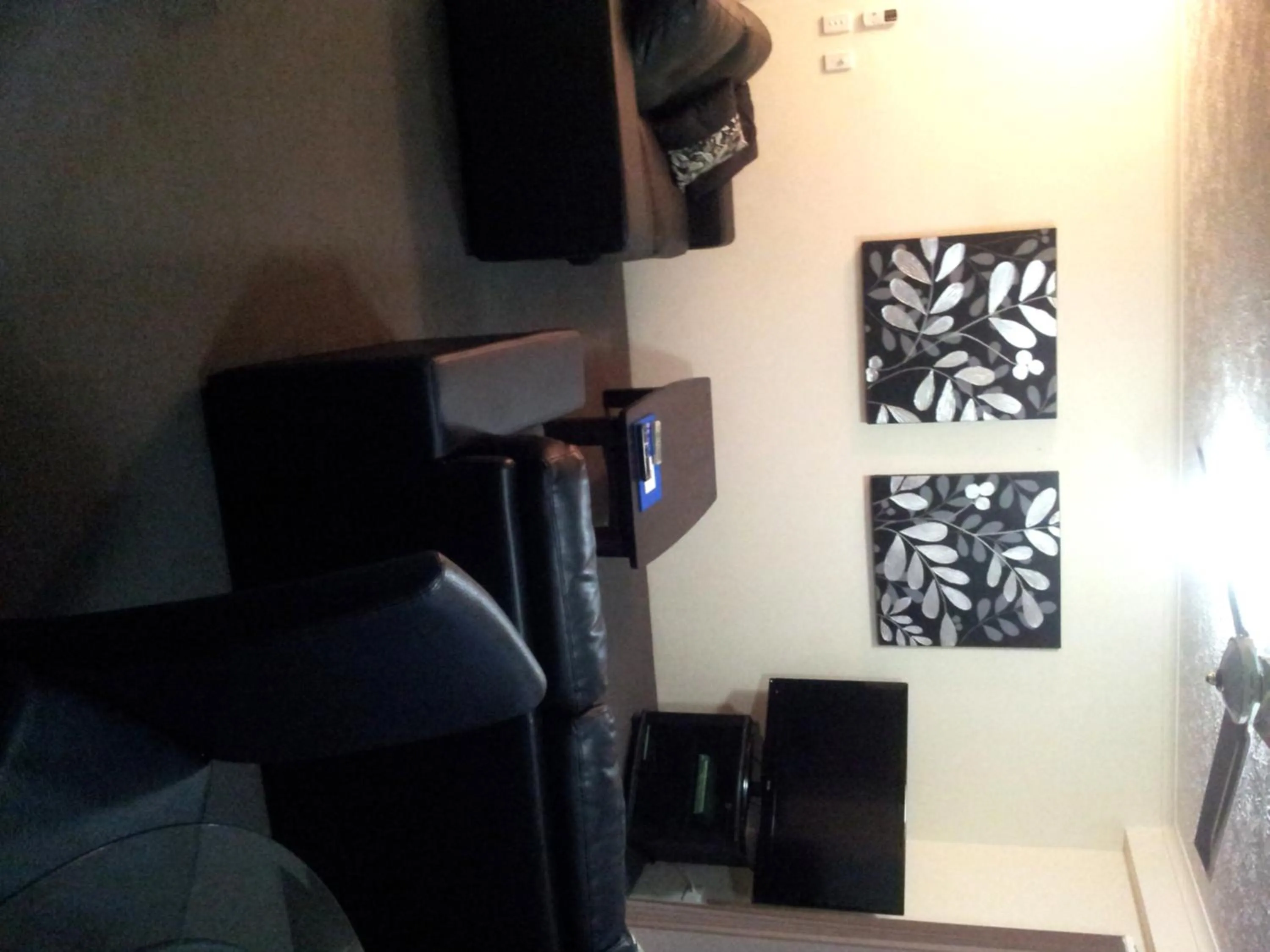 Living room in Champelli Palms Apartments