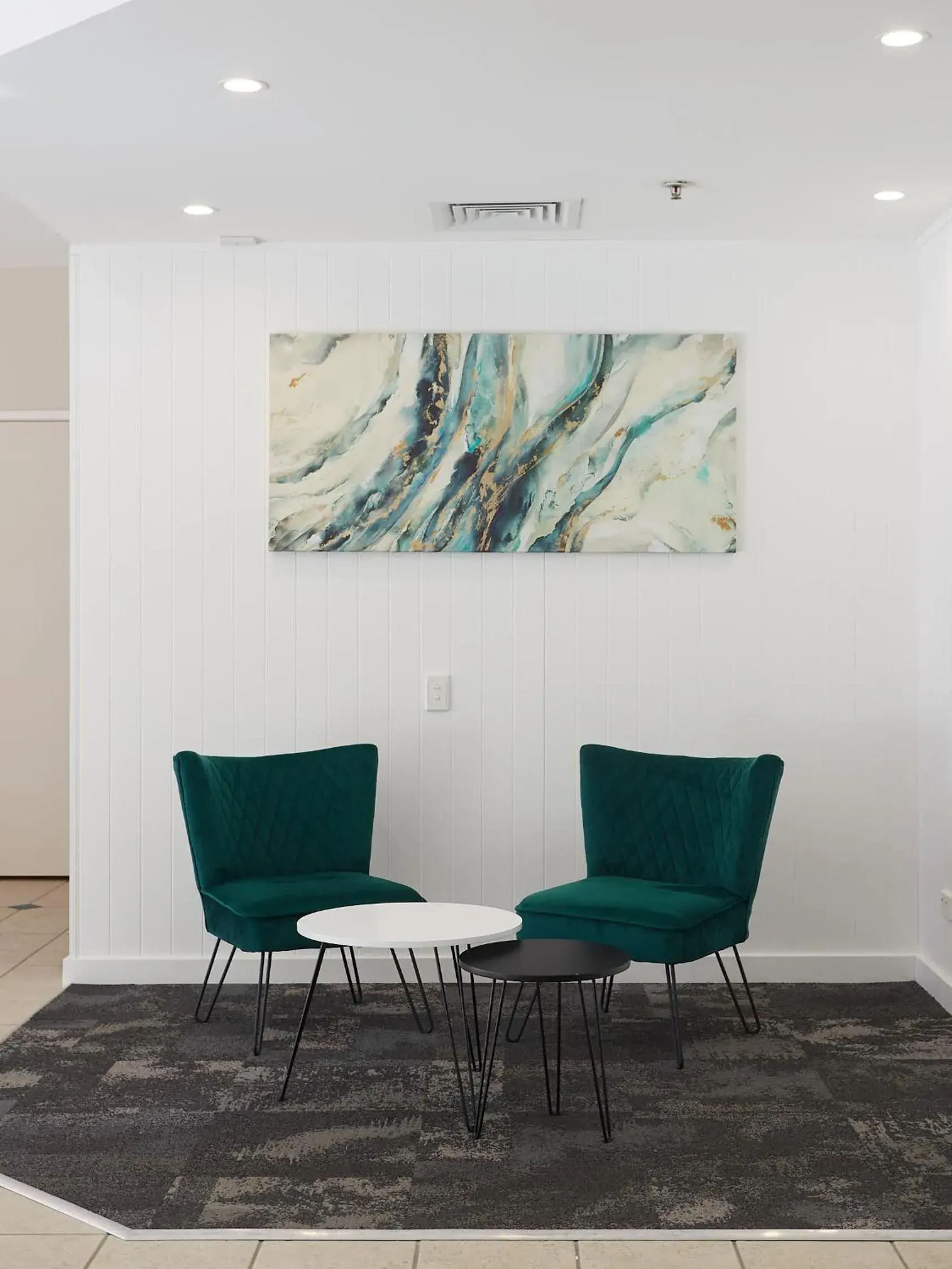 Seating area in Maldives Resort Main Beach, Gold Coast Seating area in Maldives Resort Main Beach, Gold Coast