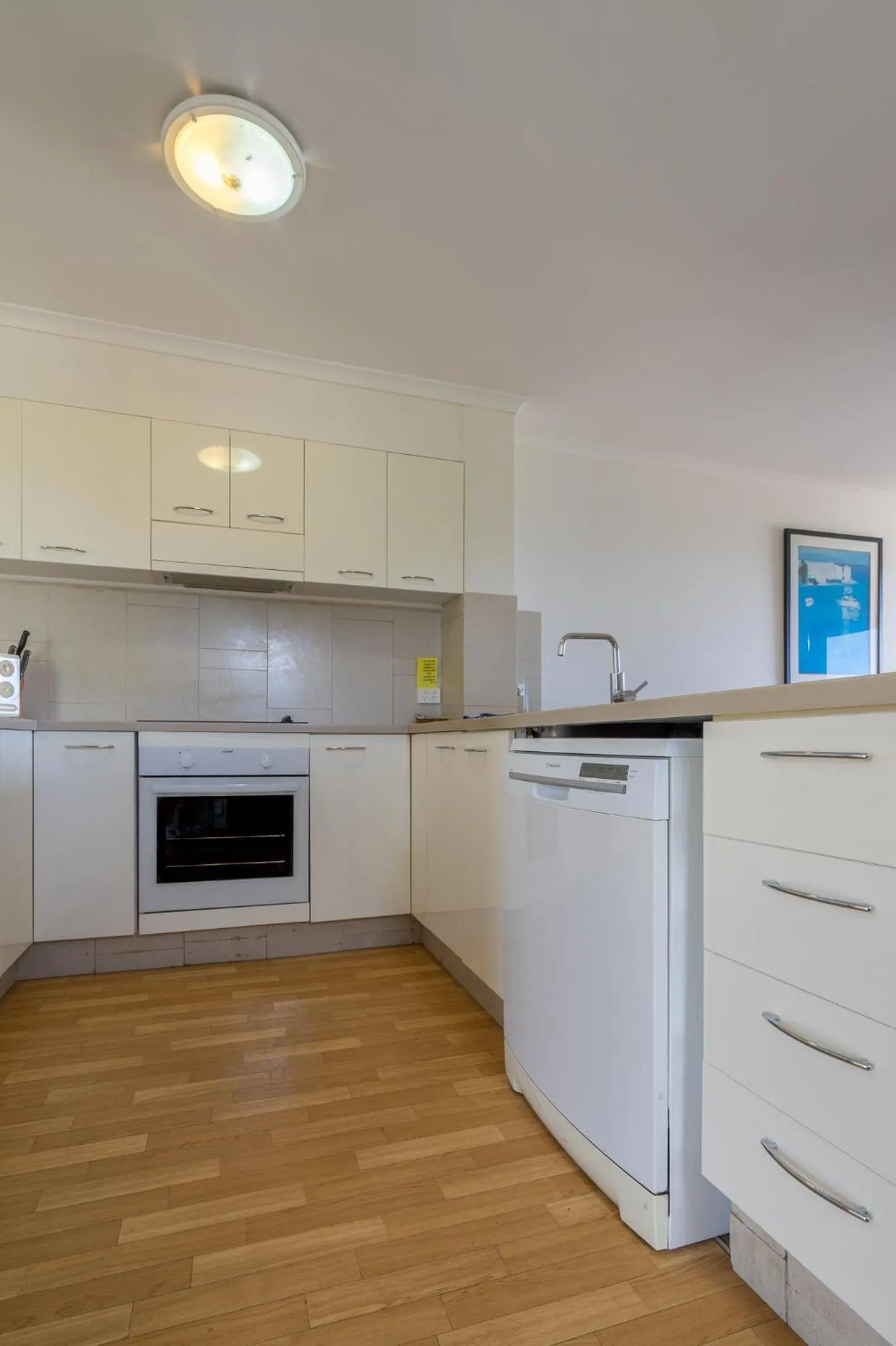 Kitchen or kitchenette in Pandanus Palms Holiday Resort