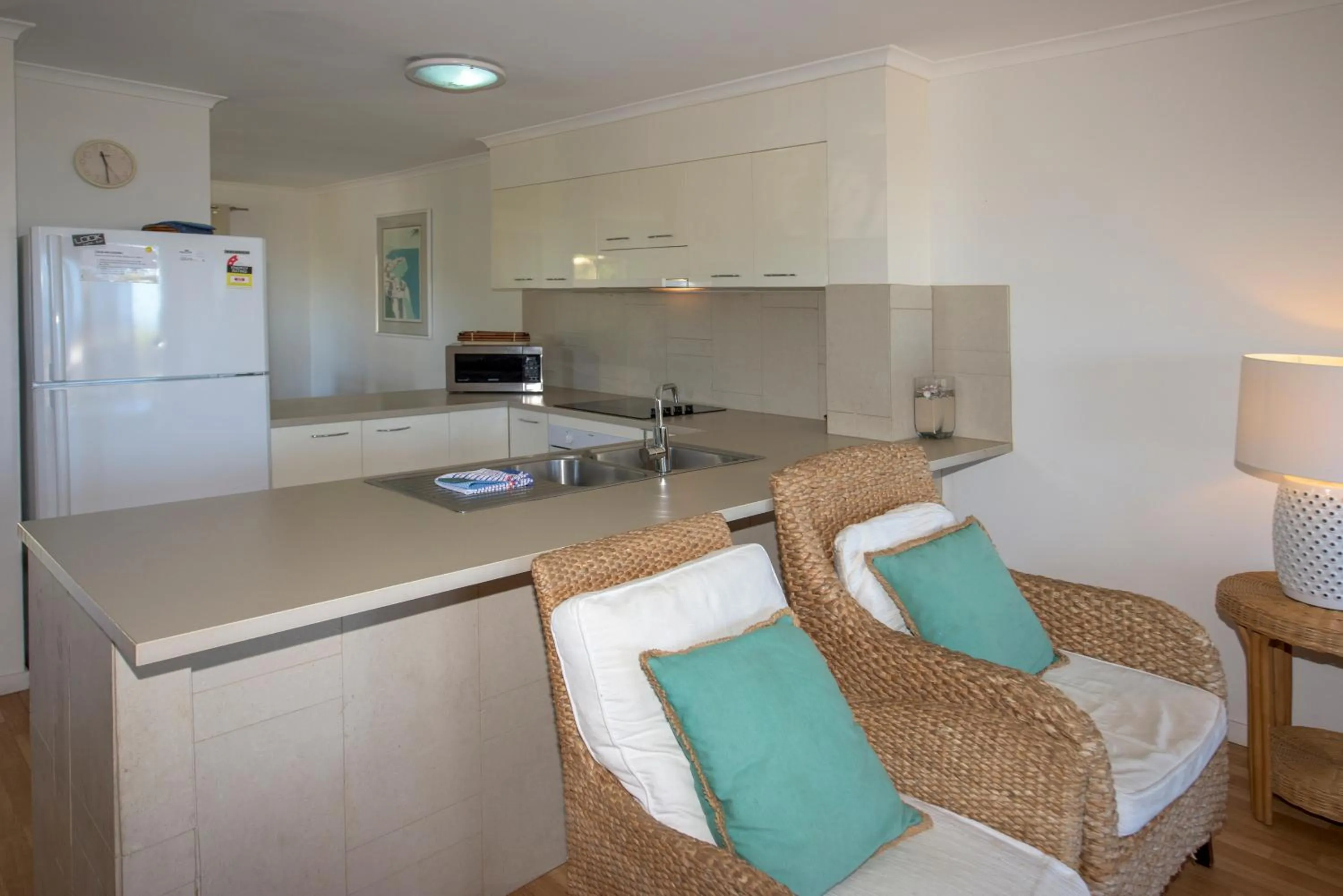Kitchen or kitchenette in Pandanus Palms Holiday Resort