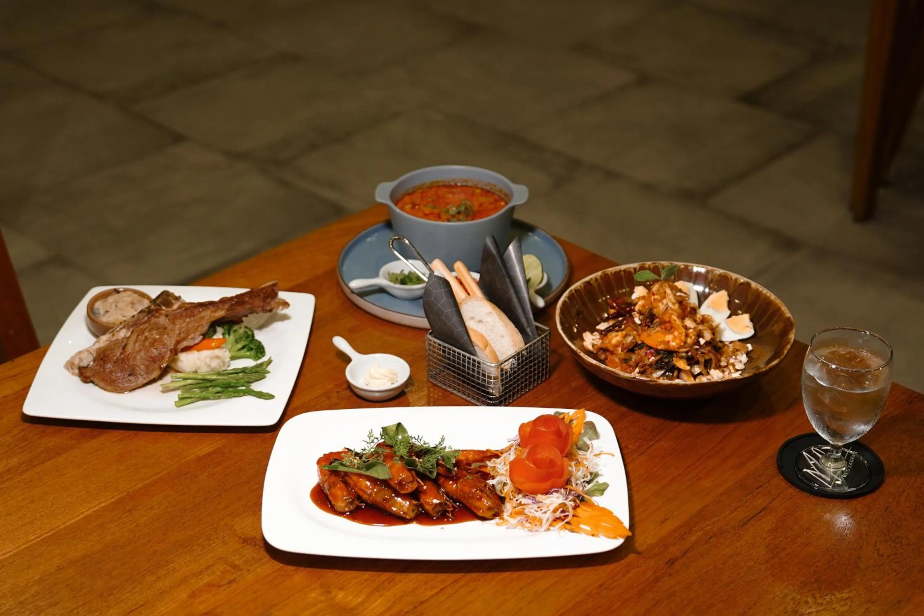 Food and drinks in Tolani Resort Kui Buri