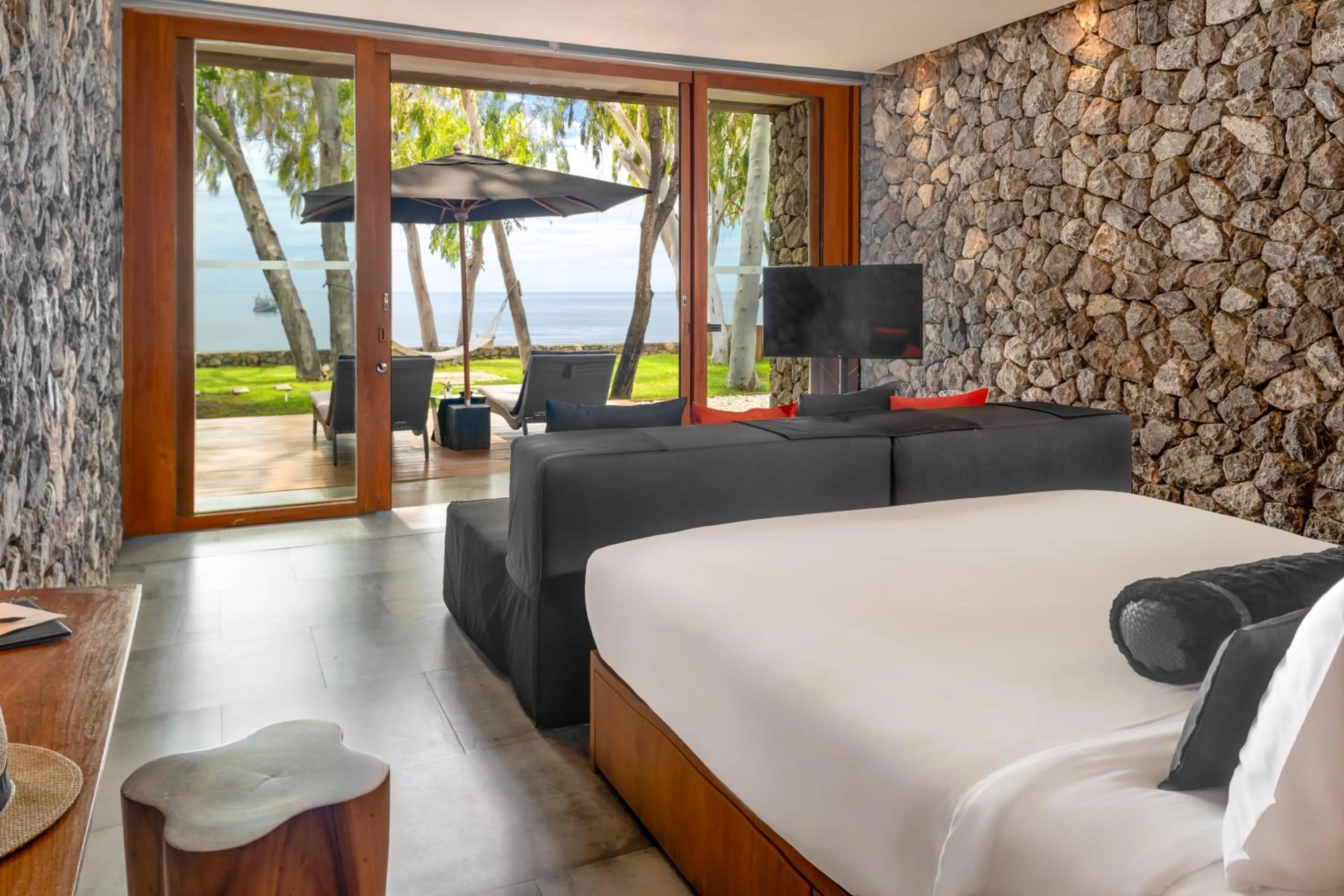 Bed in Tolani Resort Kui Buri