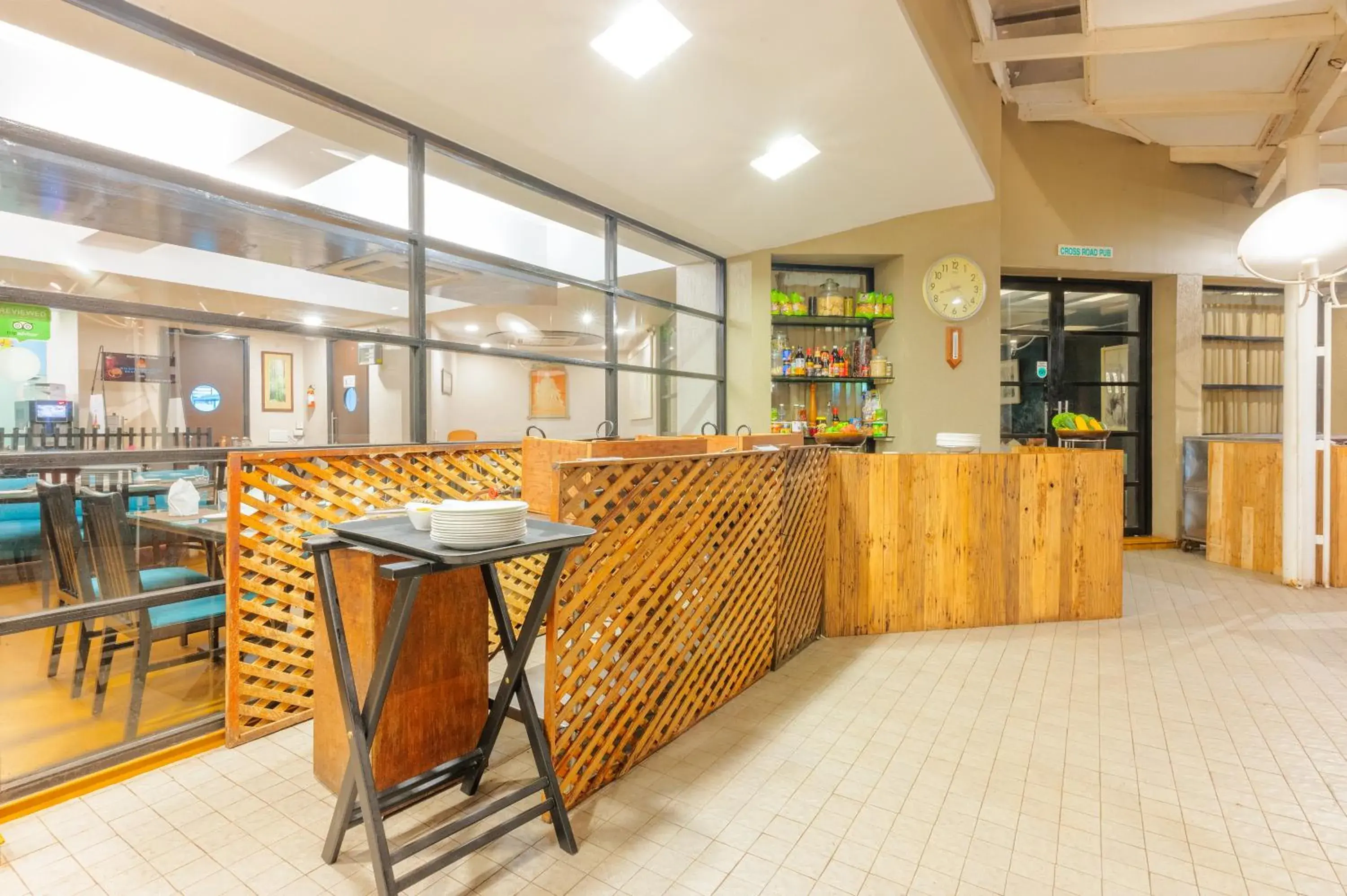 Restaurant/places to eat in Whispering Palms Beach Resort Restaurant/places to eat in Whispering Palms Beach Resort