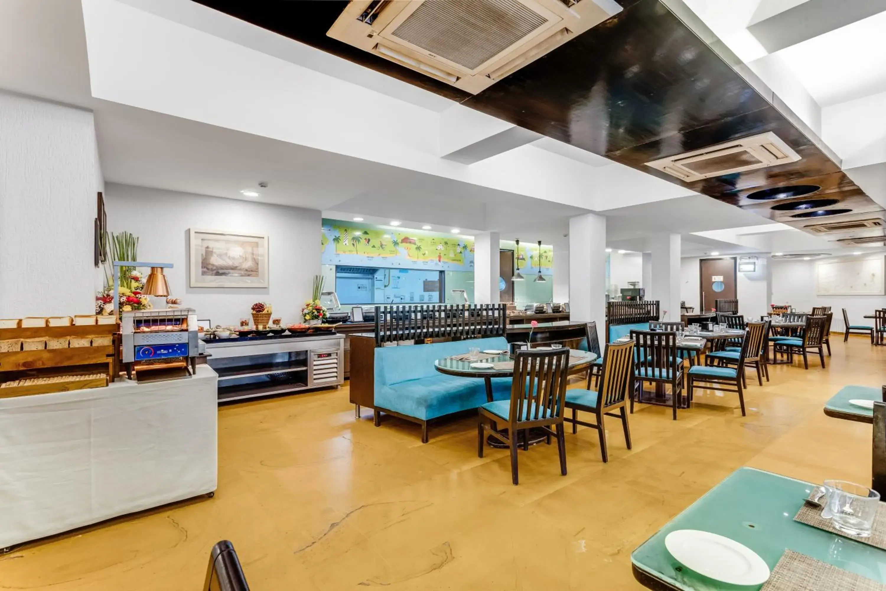 Restaurant/places to eat in Whispering Palms Beach Resort Restaurant/places to eat in Whispering Palms Beach Resort