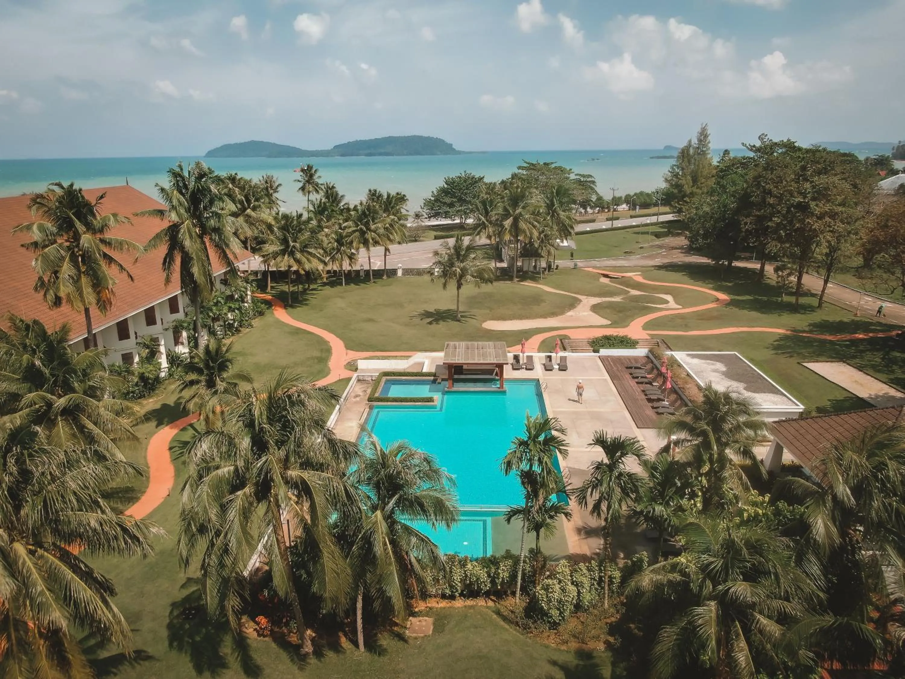The Nouveau Chumphon Beach Resort And Golf
