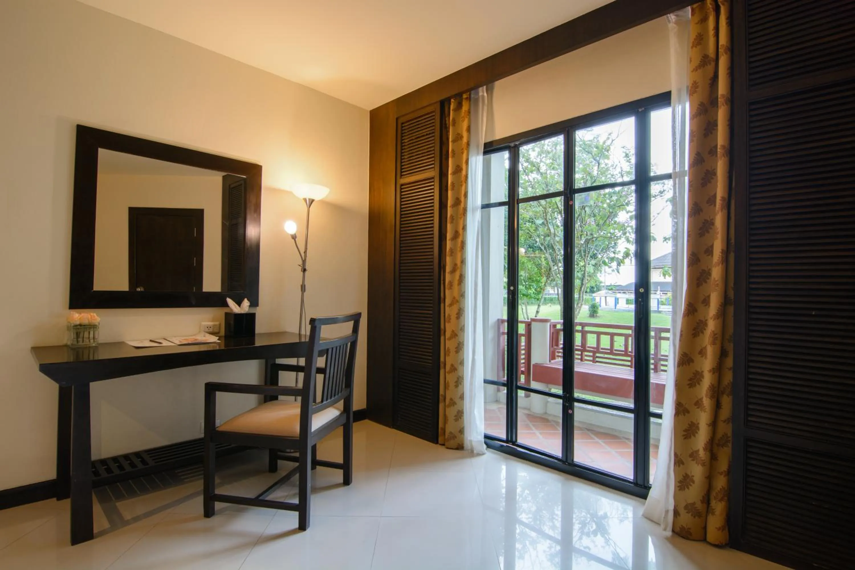 The Nouveau Chumphon Beach Resort And Golf