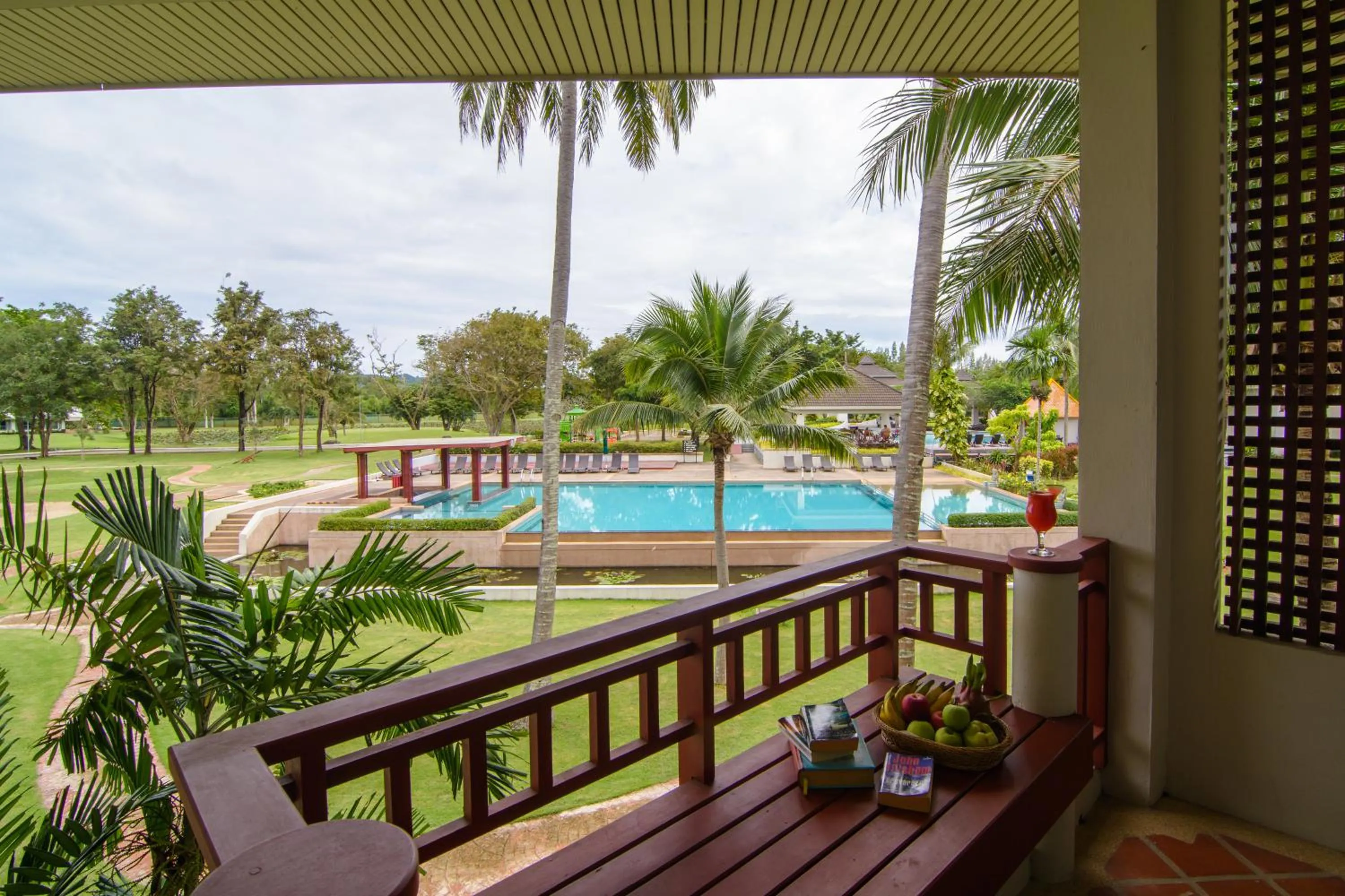 The Nouveau Chumphon Beach Resort And Golf