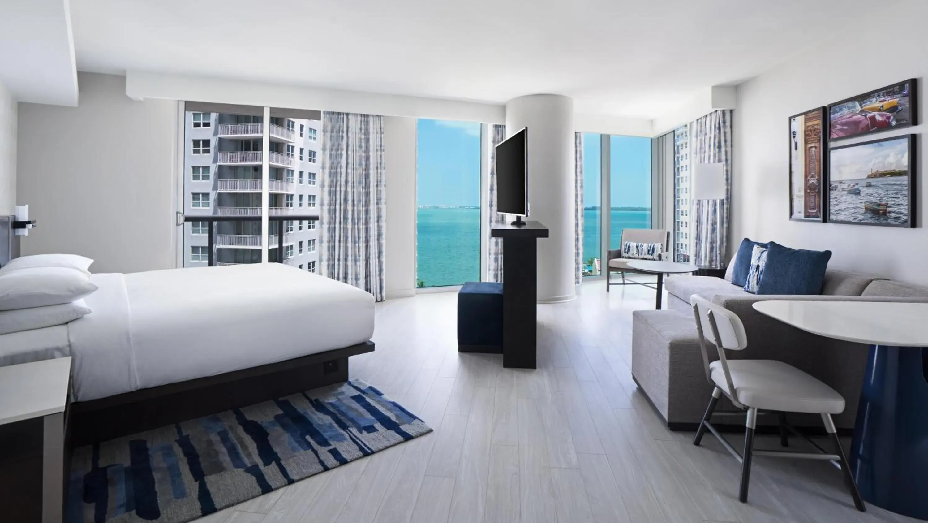 Photo of the whole room, Bed in Hyatt Centric Brickell Miami Photo of the whole room, Bed in Hyatt Centric Brickell Miami