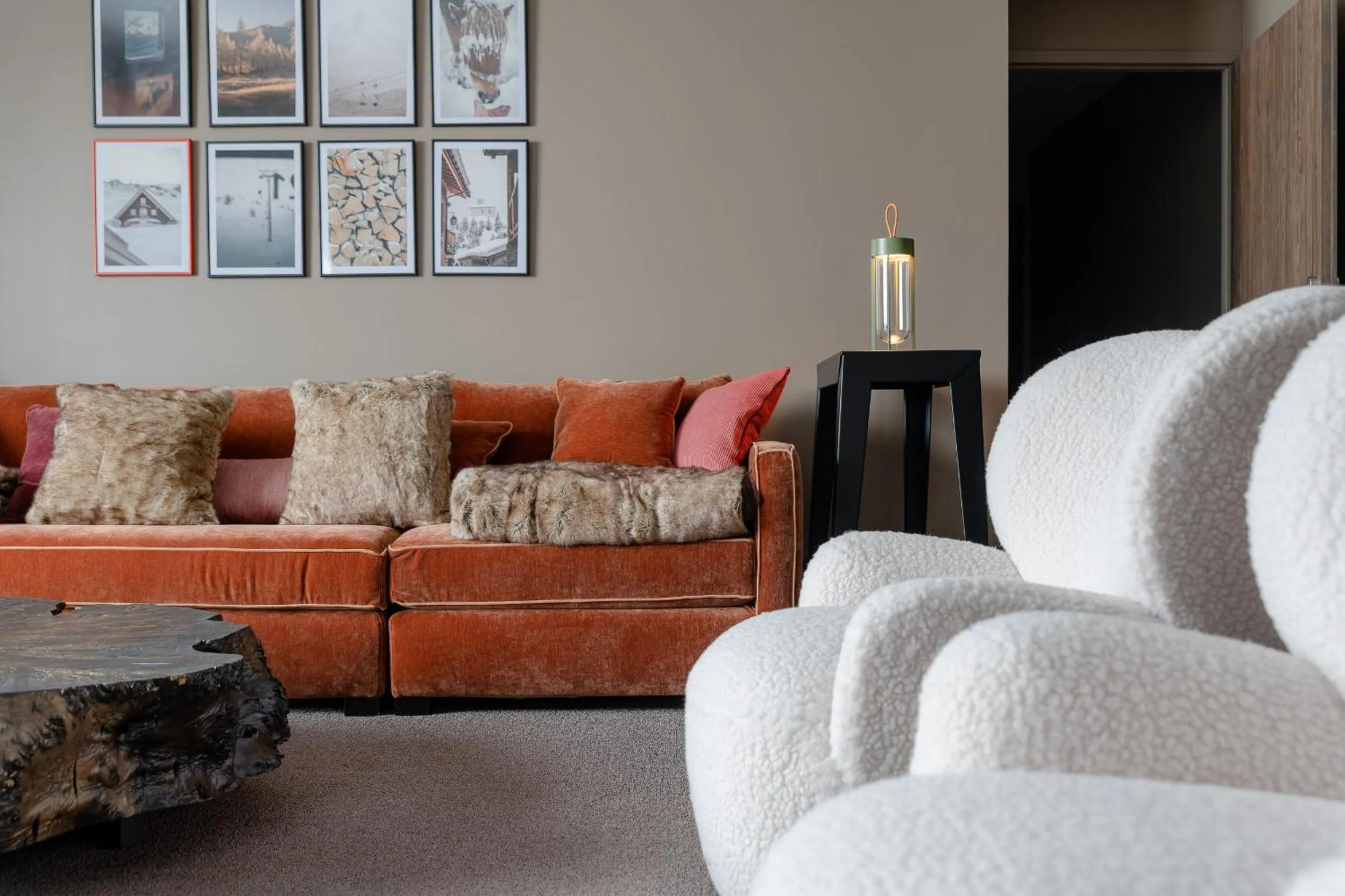 Living room in ILY Hotels & Spa La Rosiere