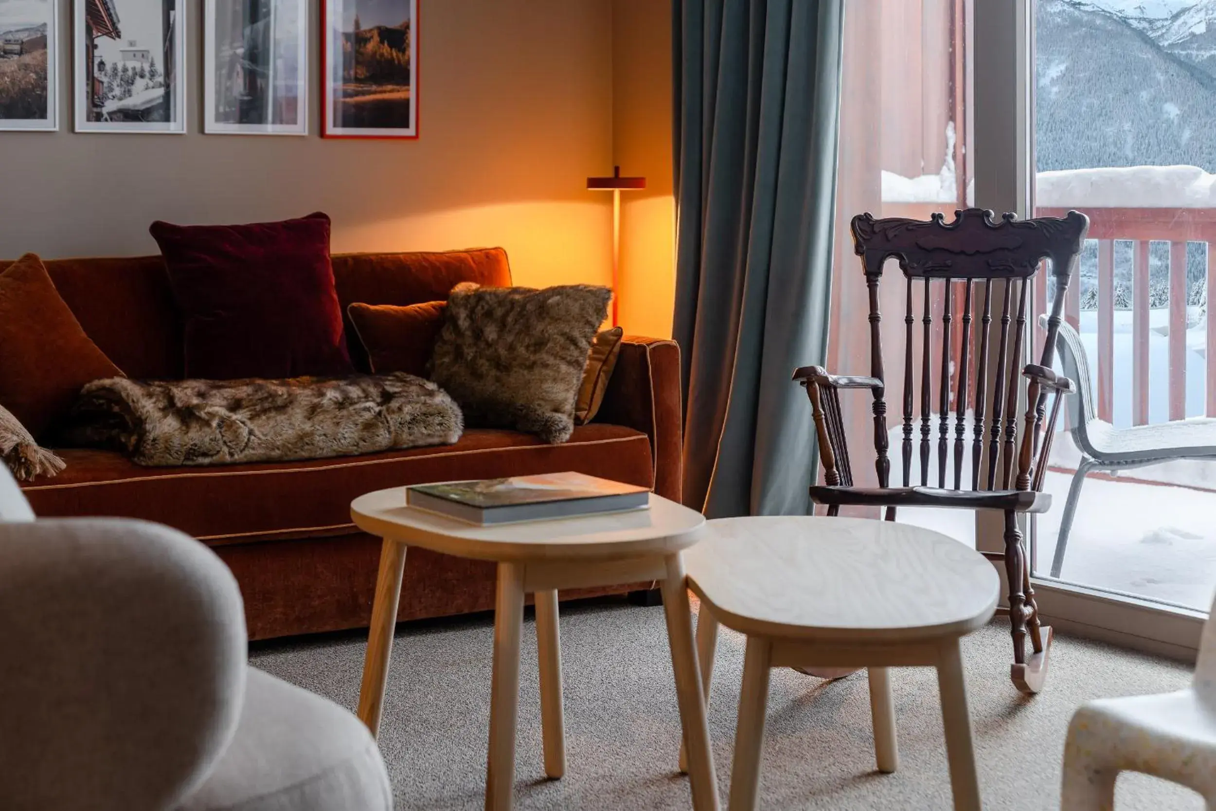 Living room in ILY Hotels & Spa La Rosiere Living room in ILY Hotels & Spa La Rosiere