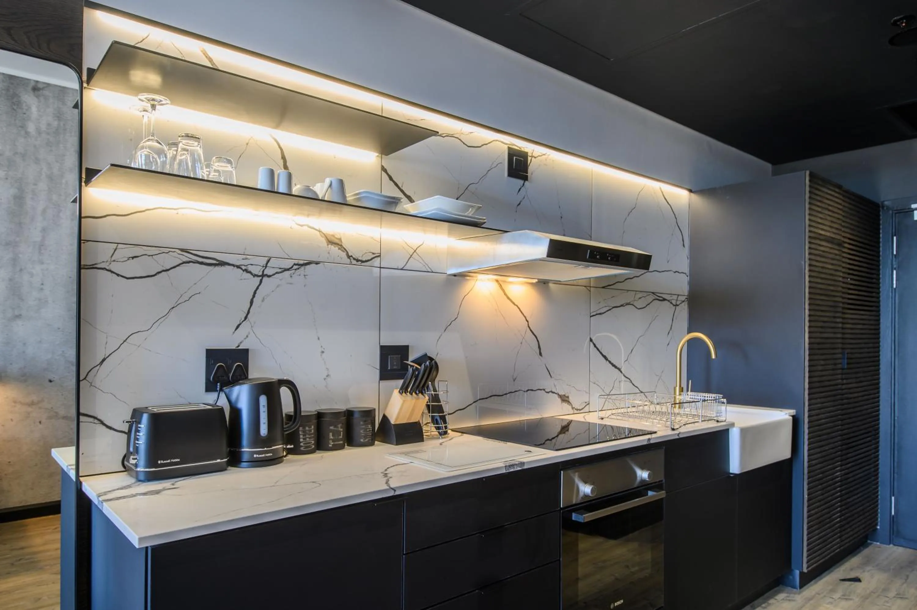 kitchen in The Capital Pearls Hotel