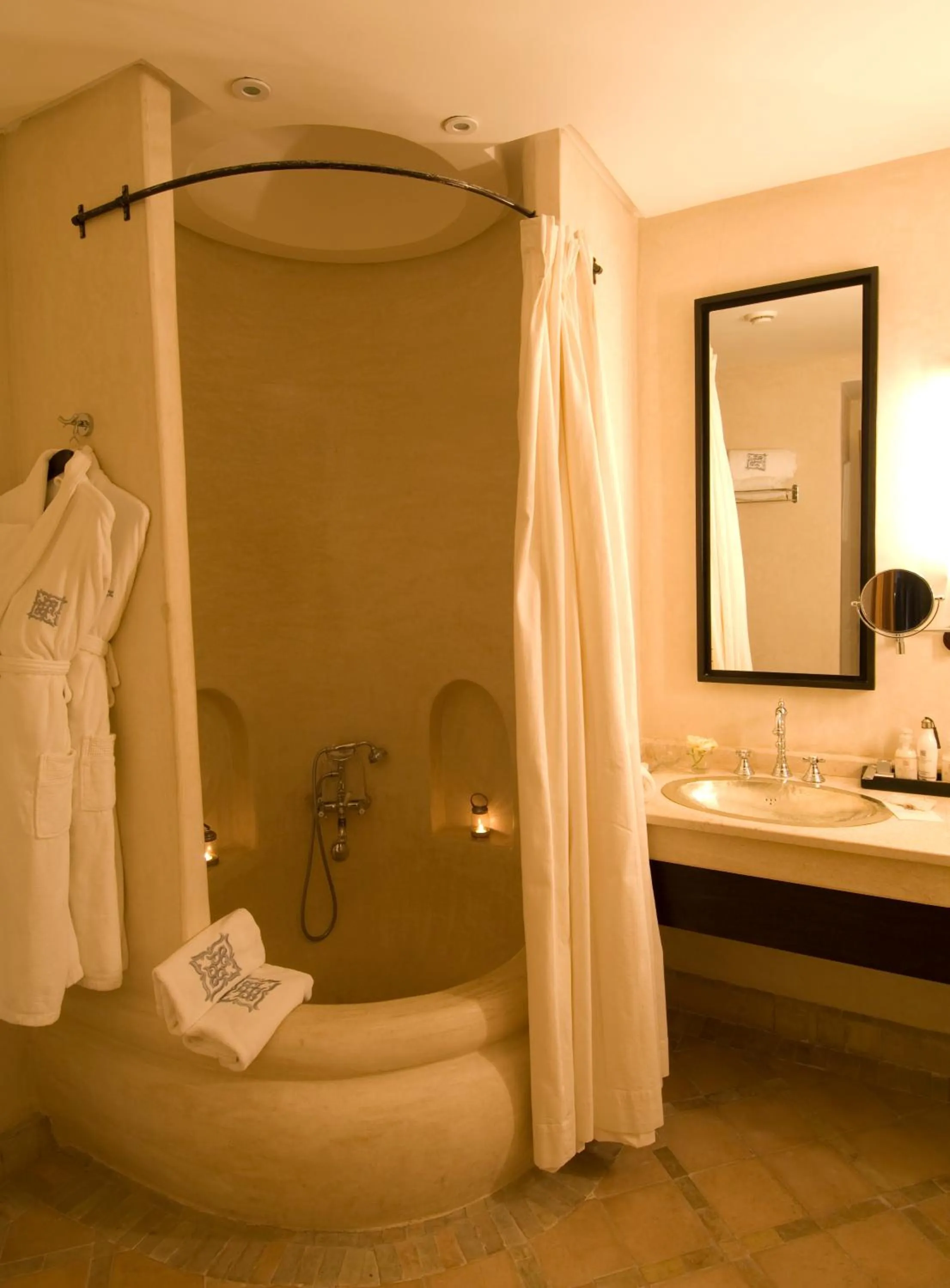 Bathroom in Le Riad Villa Blanche