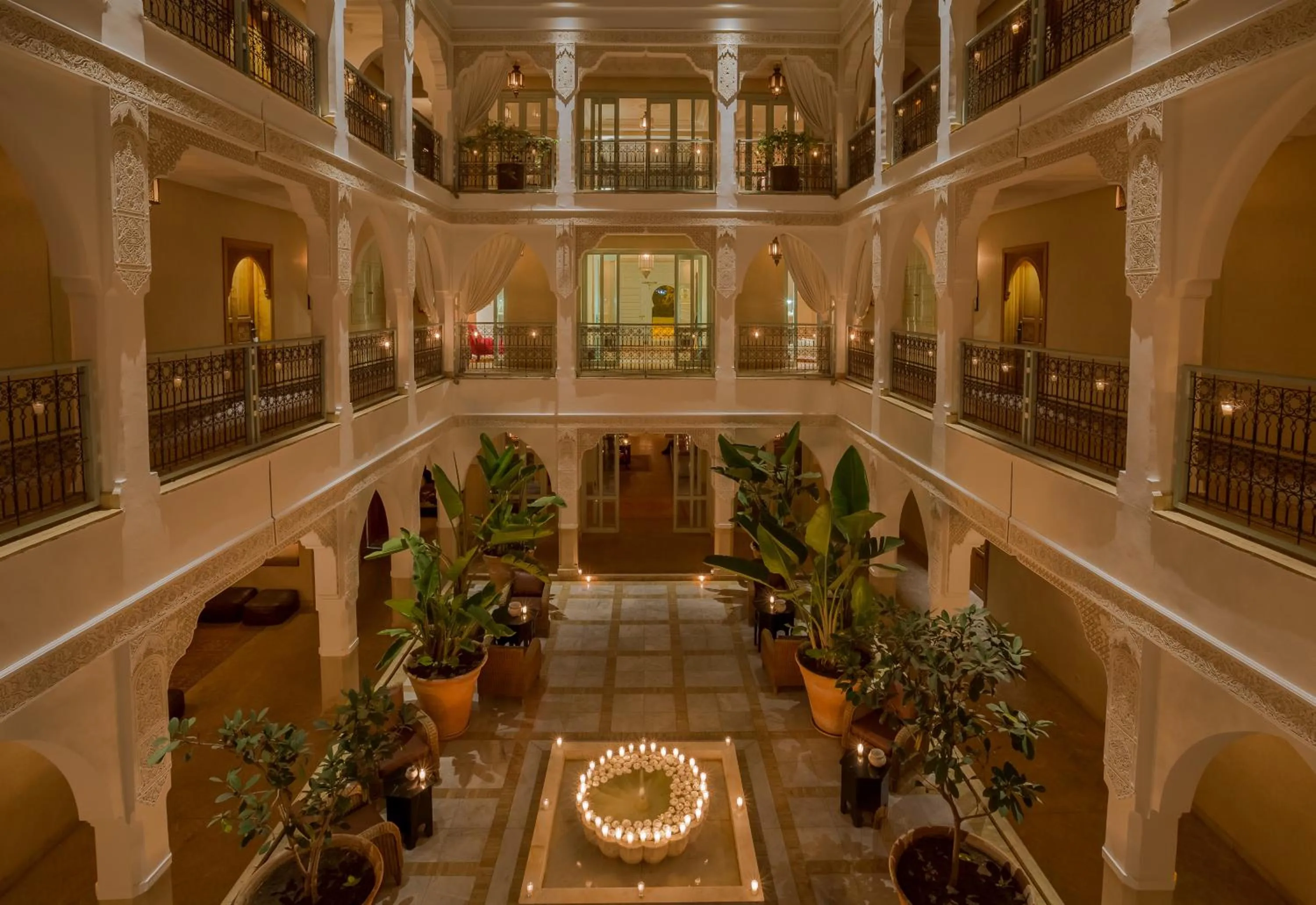 Patio in Le Riad Villa Blanche