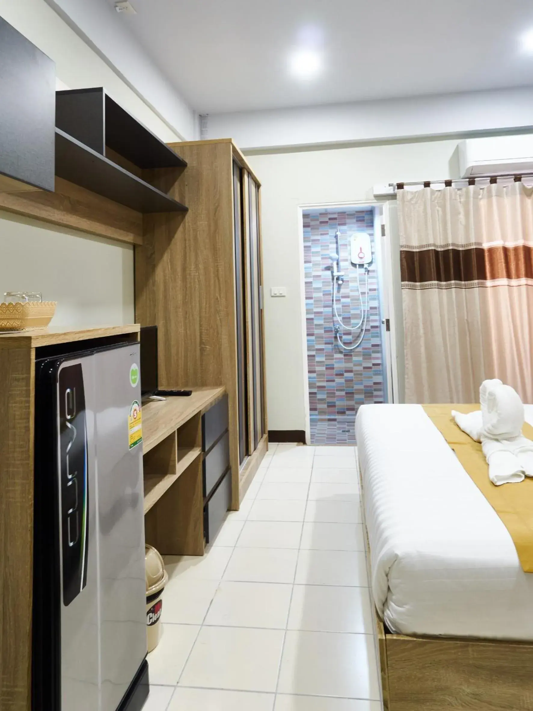 Photo of the whole room, Bed in Supreme Place SHA Plus Photo of the whole room, Bed in Supreme Place SHA Plus