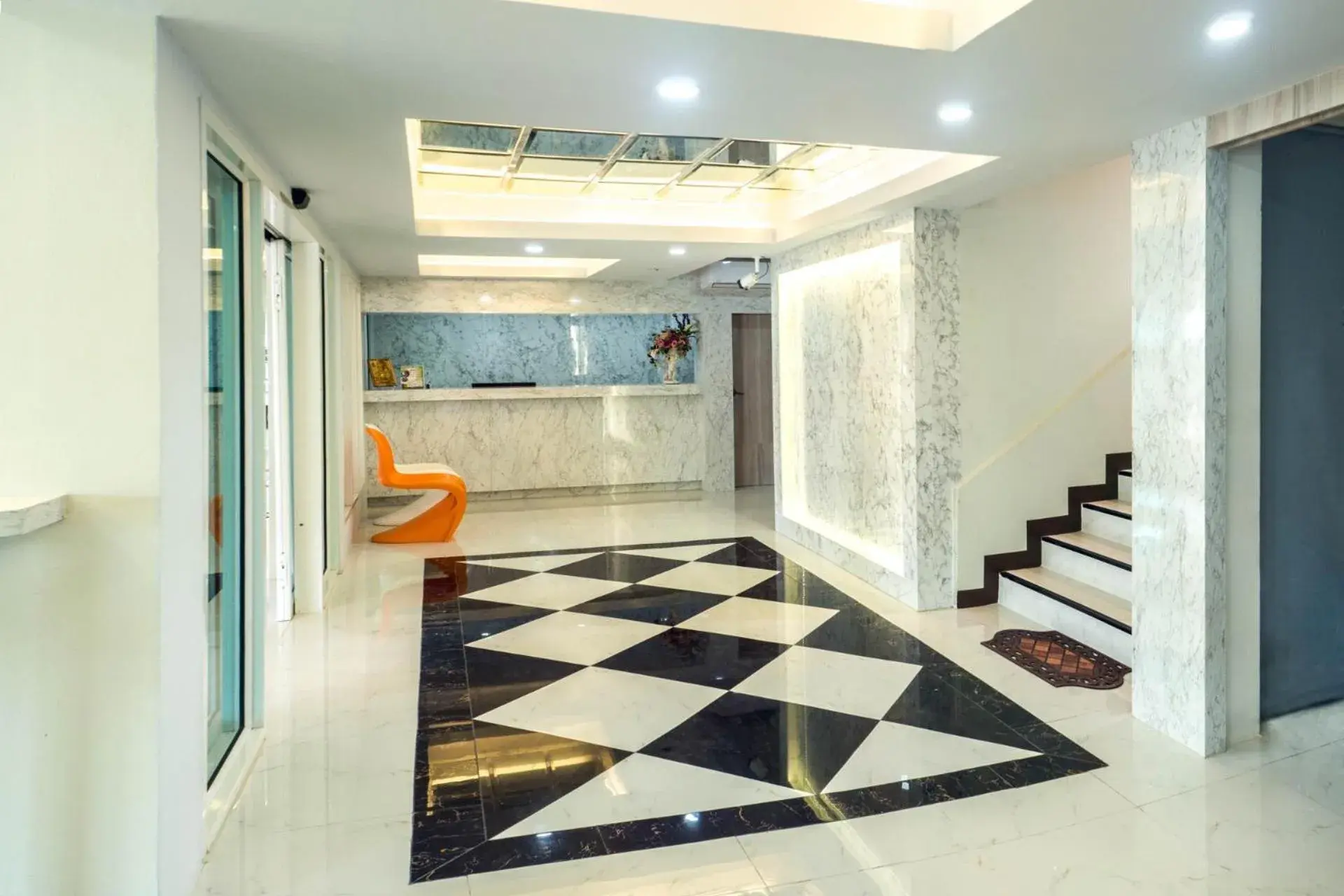 Property building in Supreme Place SHA Plus Property building in Supreme Place SHA Plus