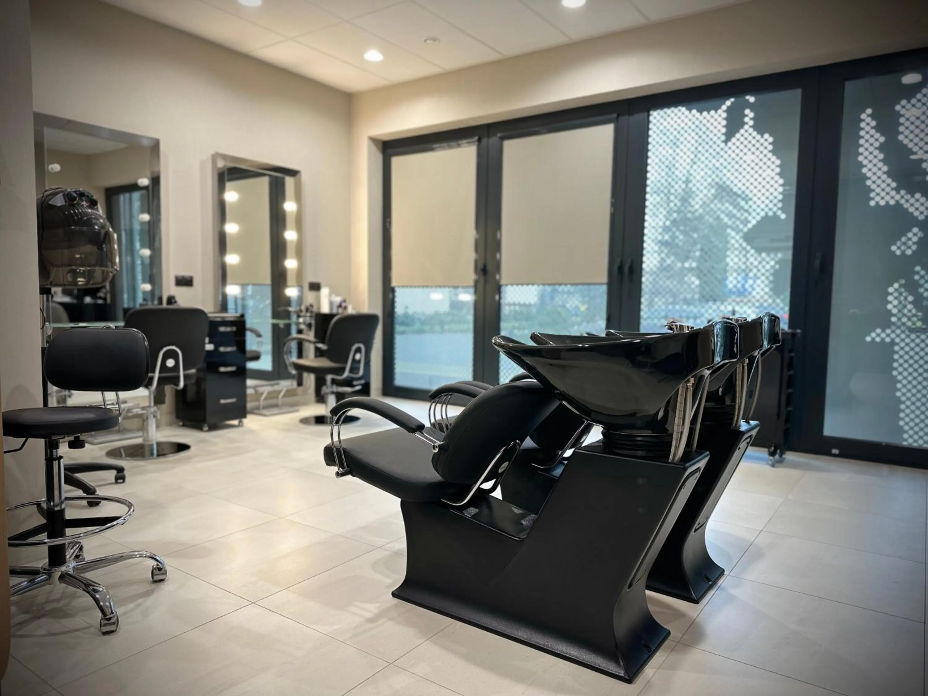 hair dresser in Verano Centrum Zdrowia i Relaksu