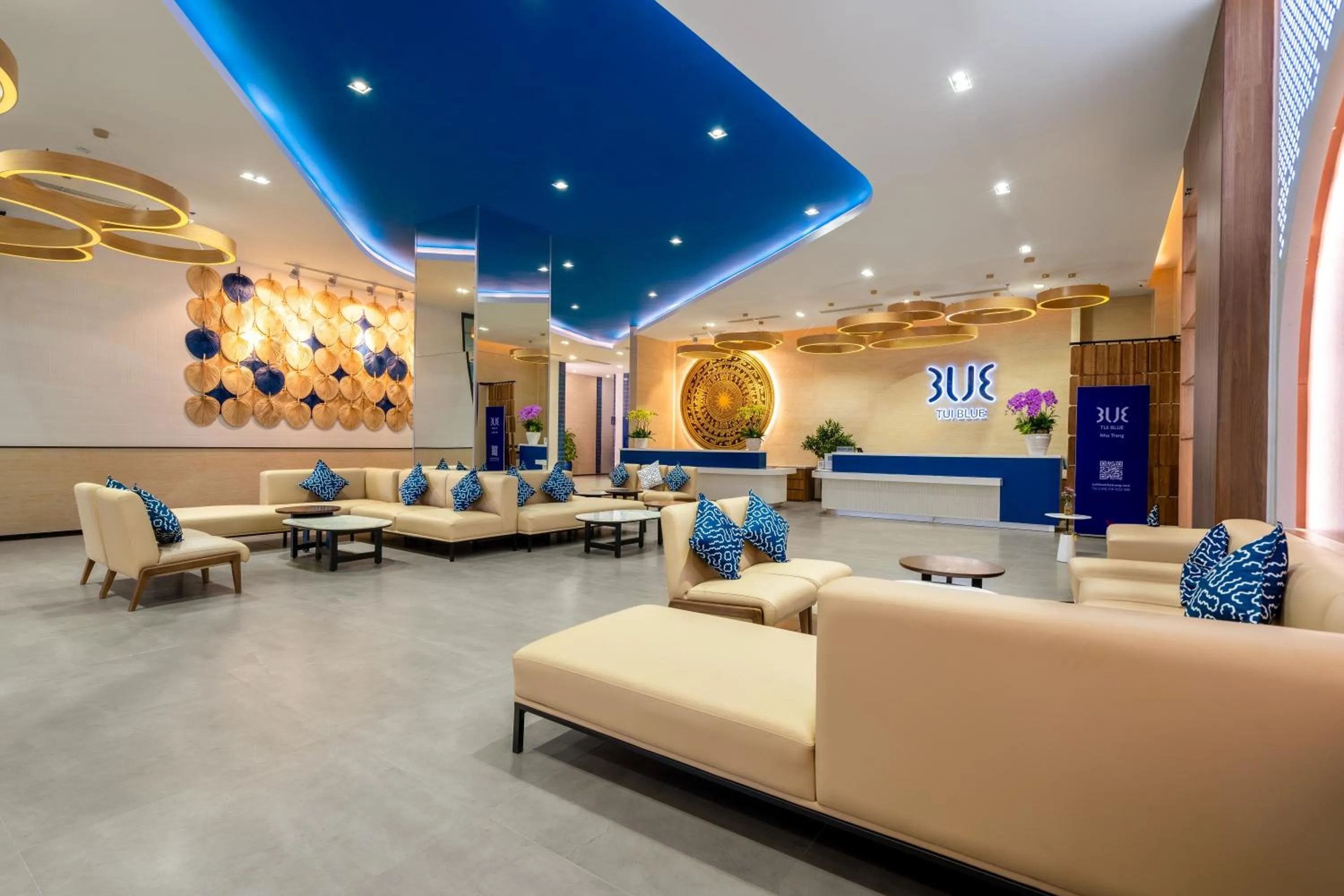 Lobby or reception in TUI BLUE Nha Trang