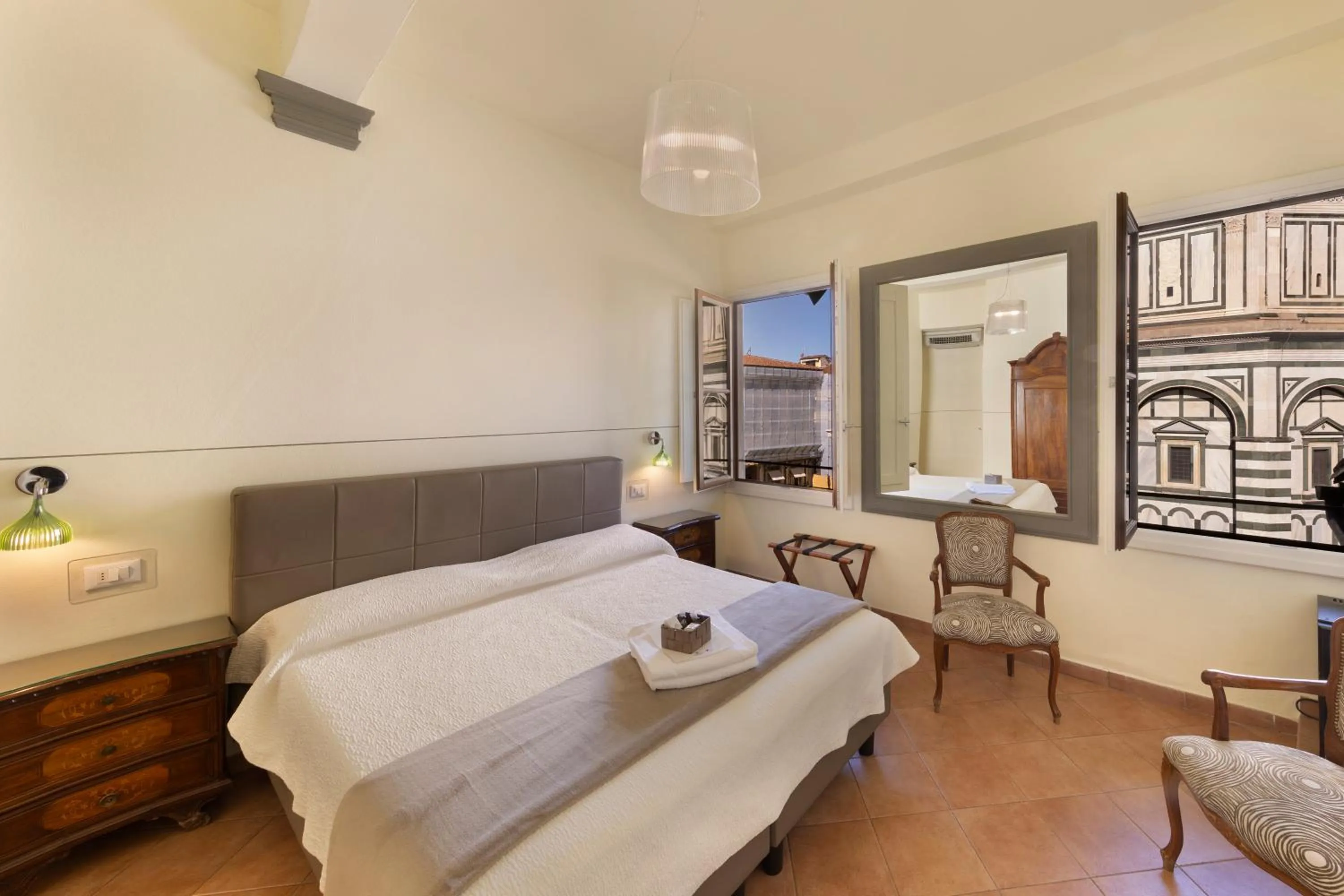 Photo of the whole room, Bed in B&B Soggiorno Battistero