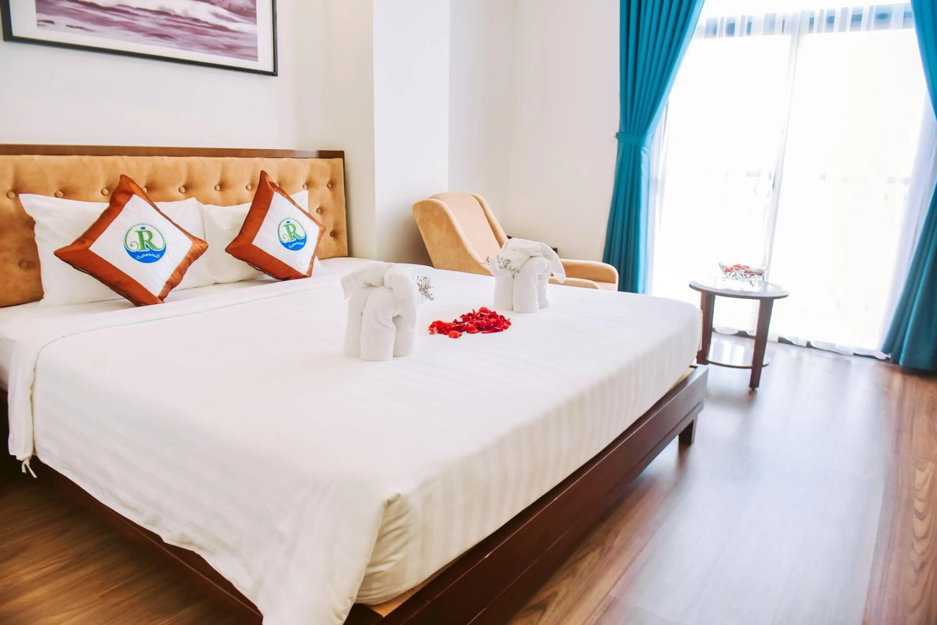 Bedroom, Bed in Ritzy Boutique Hotel Da Nang Beach