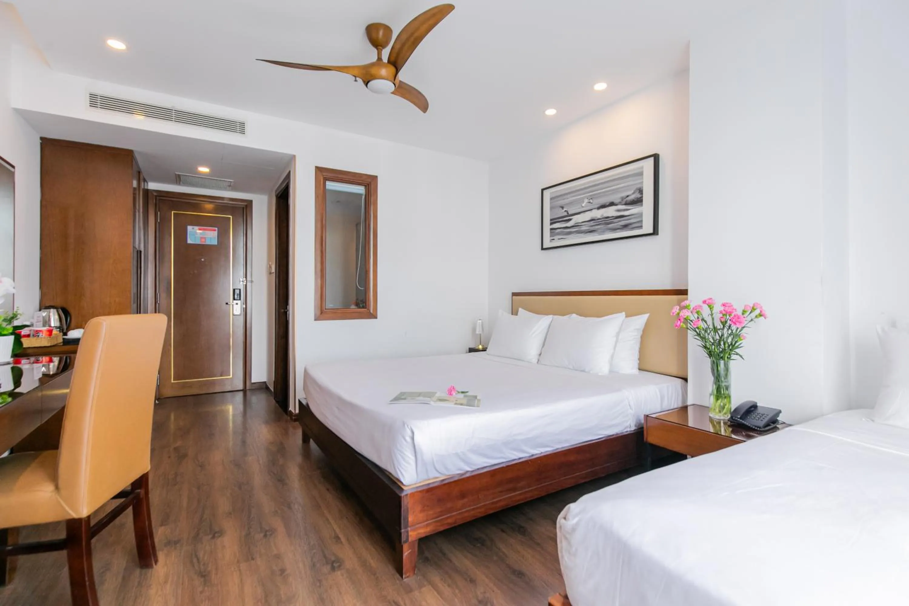 Bed in Ritzy Boutique Hotel Da Nang Beach