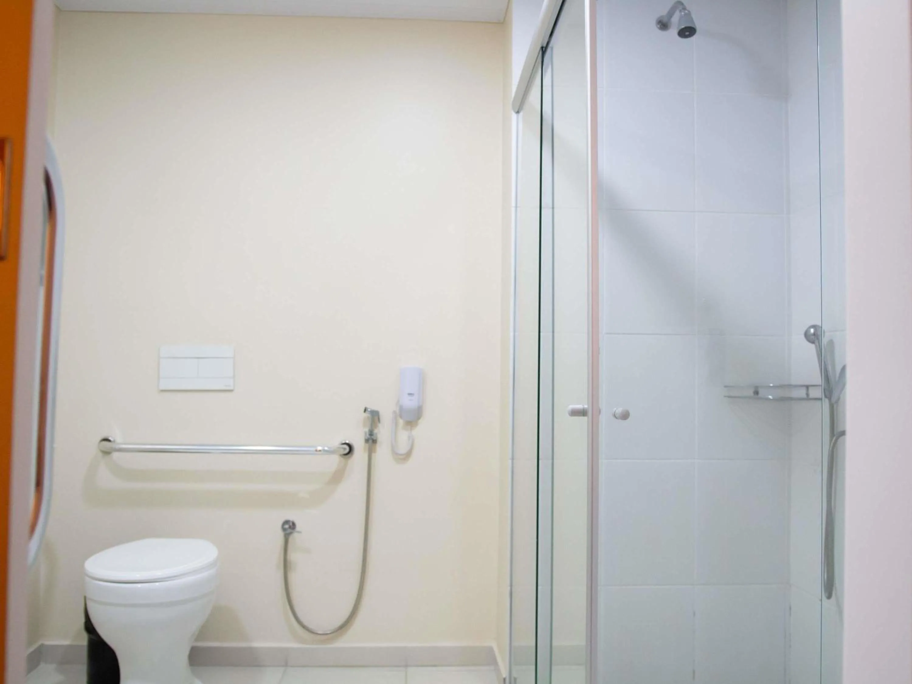 Bedroom in ibis budget Muriae