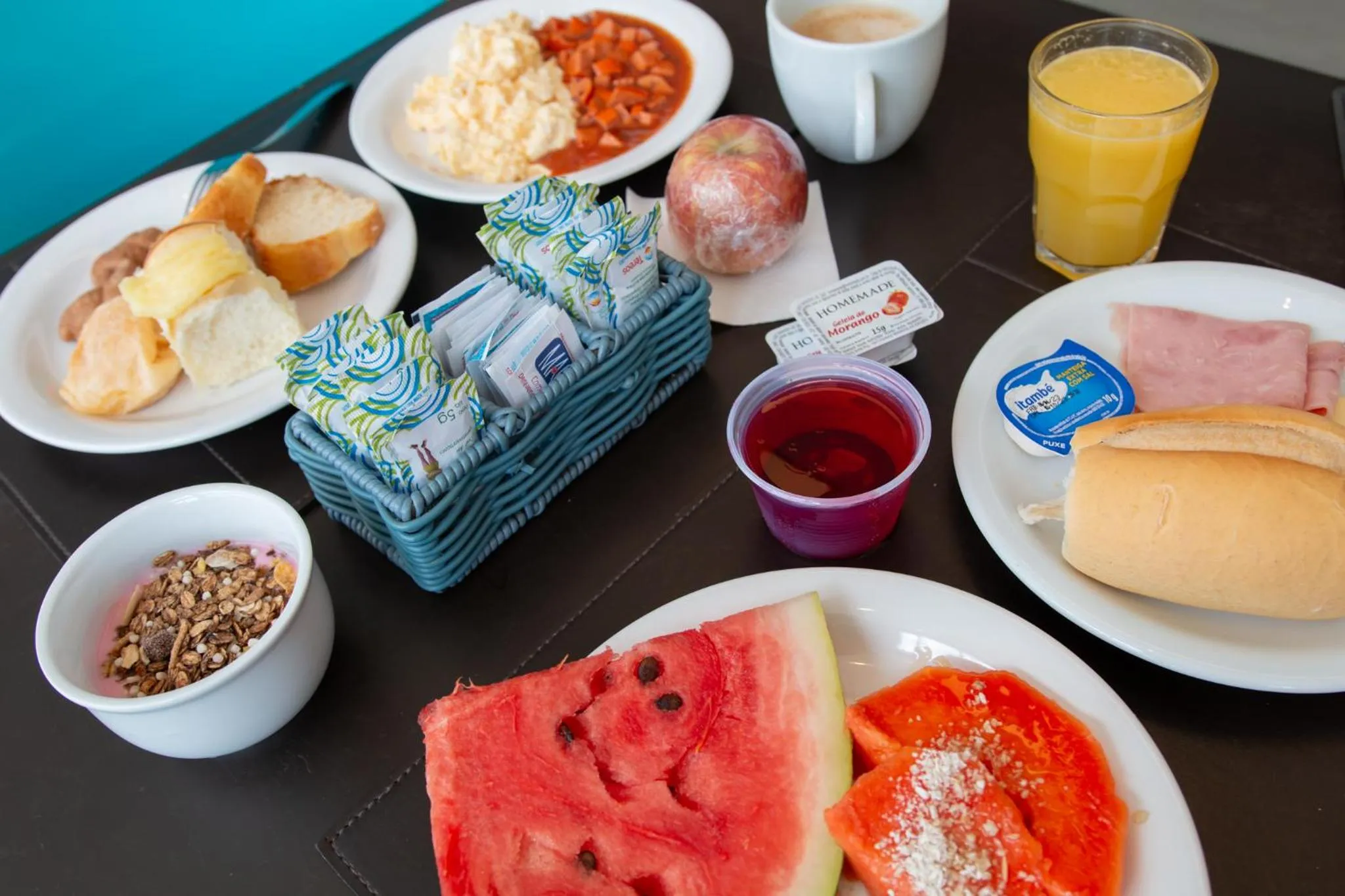 Food and drinks in ibis budget Muriae