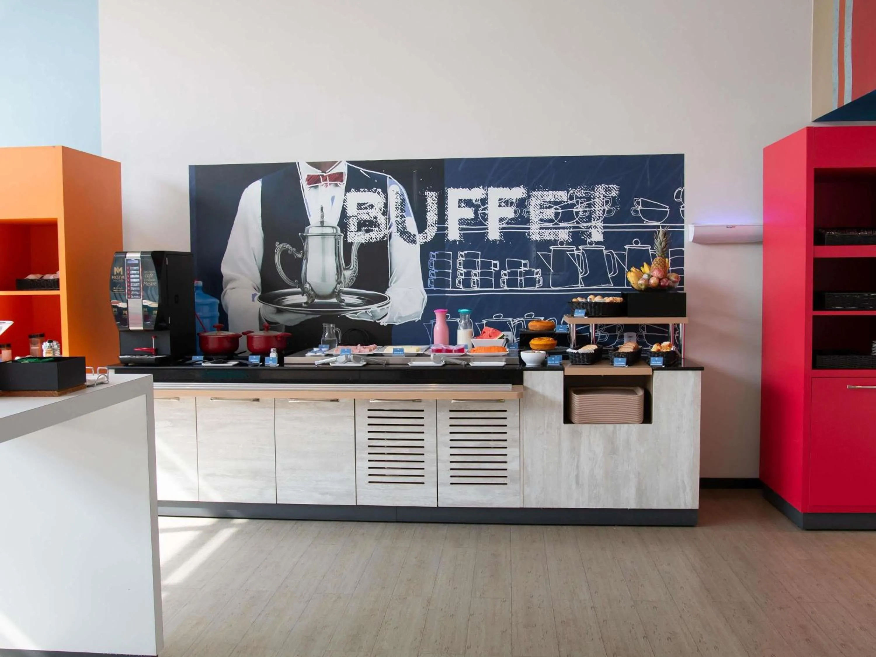 Breakfast in ibis budget Muriae