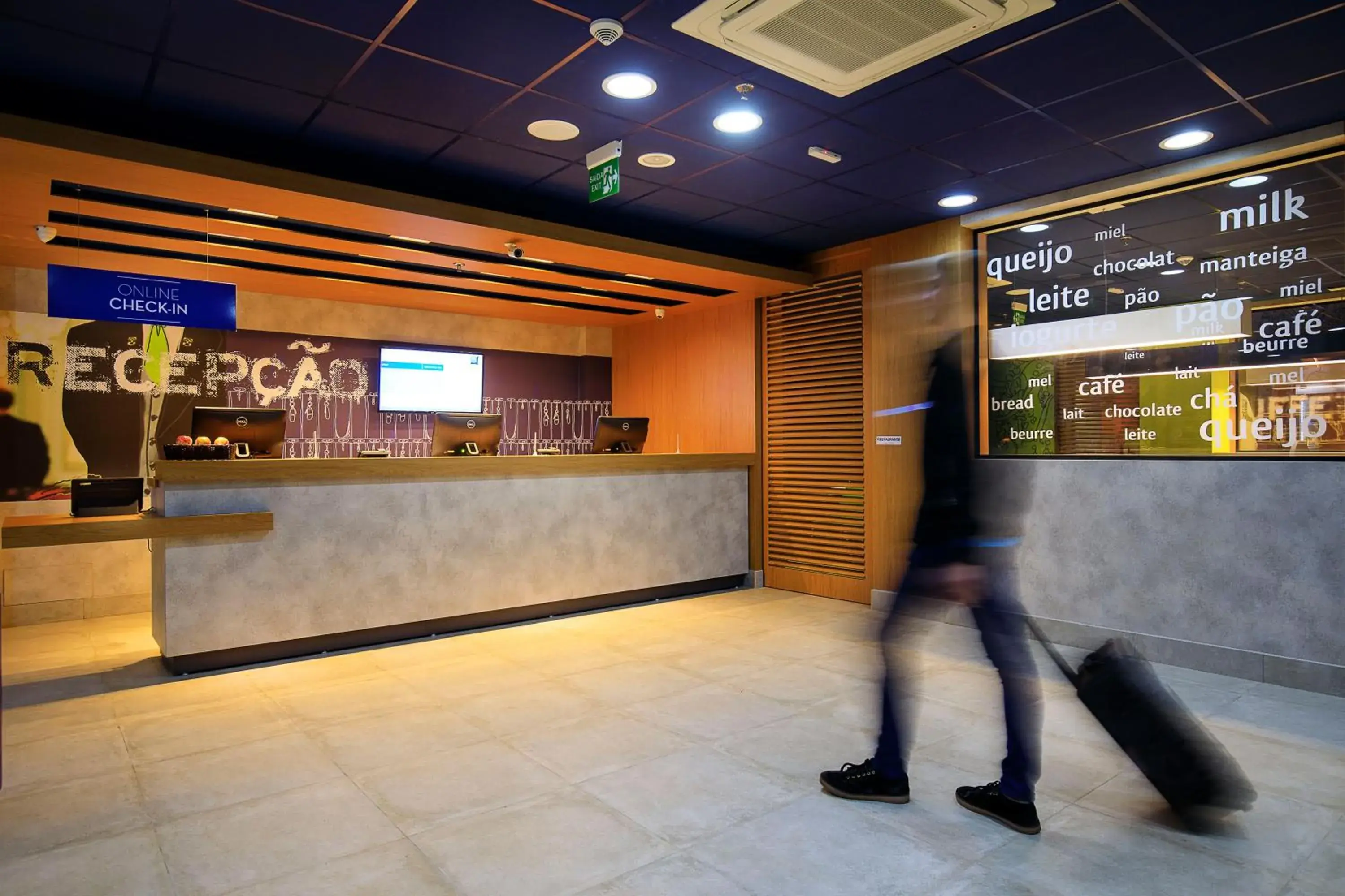 Lobby or reception in ibis budget Sao Jose do Rio Preto Lobby or reception in ibis budget Sao Jose do Rio Preto