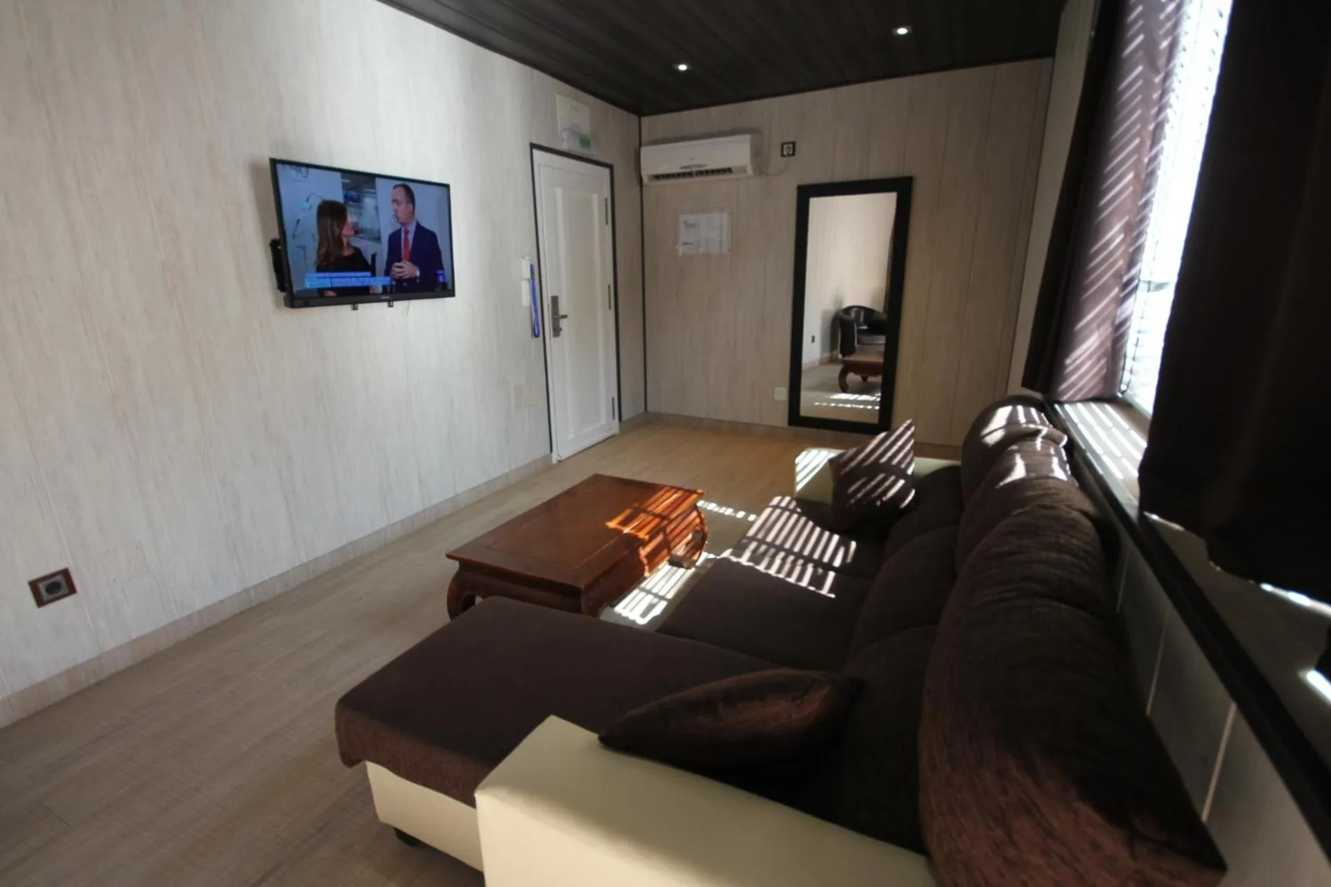 Communal lounge/ TV room in Hotel Copacabana Tarifa Beach