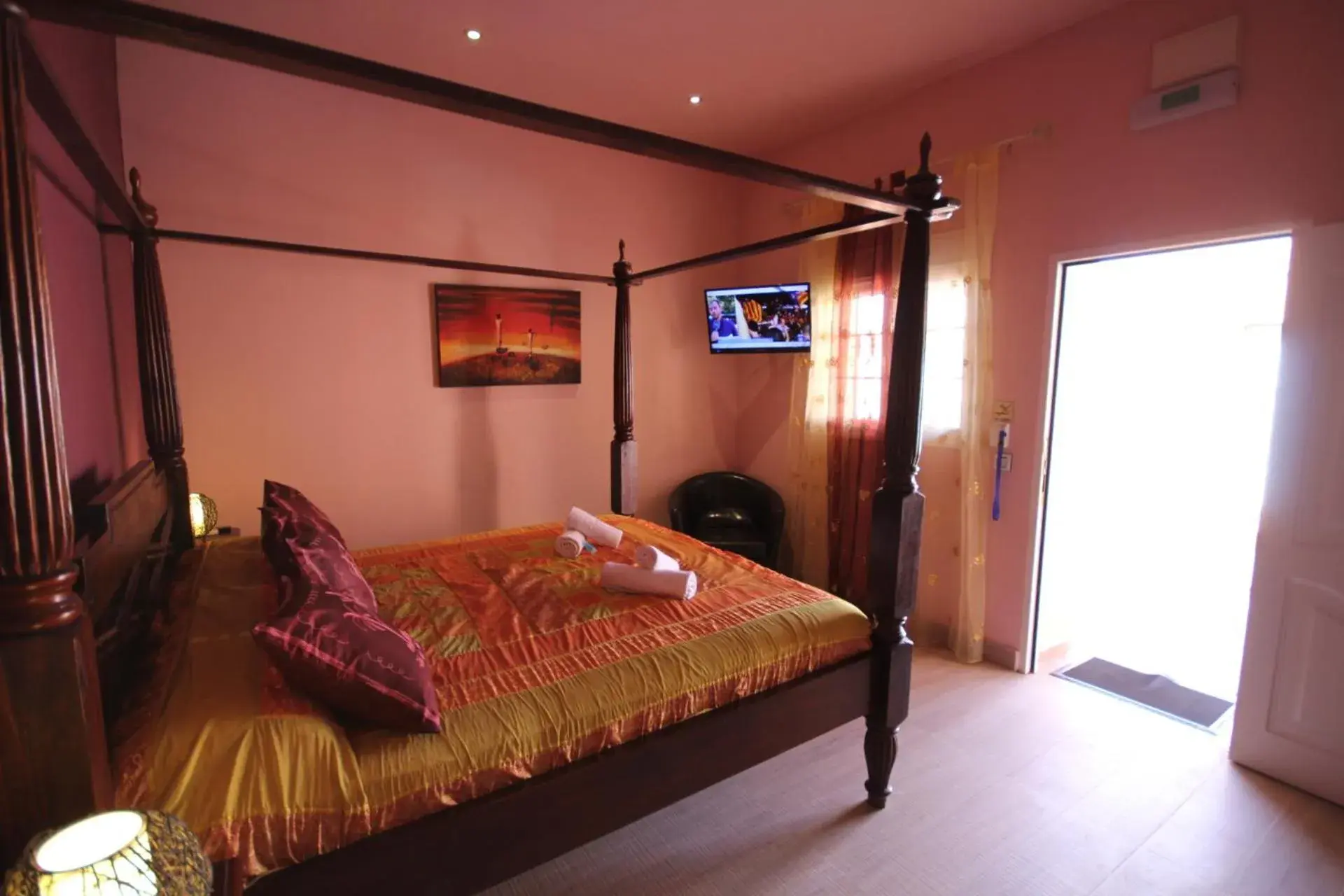 Bedroom, Bed in Hotel Copacabana Tarifa Beach Bedroom, Bed in Hotel Copacabana Tarifa Beach