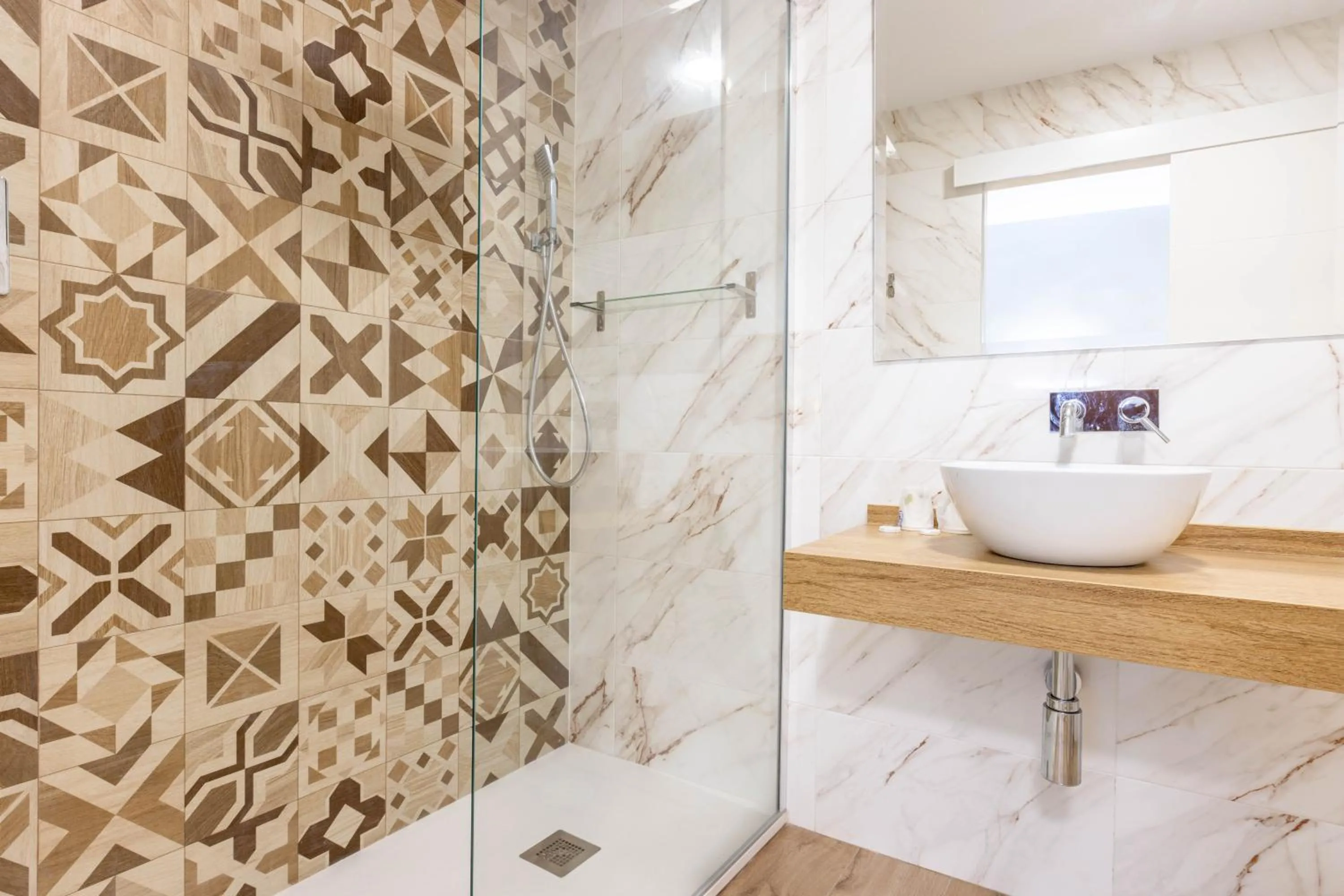 Toilet in Hotel Copacabana Tarifa Beach