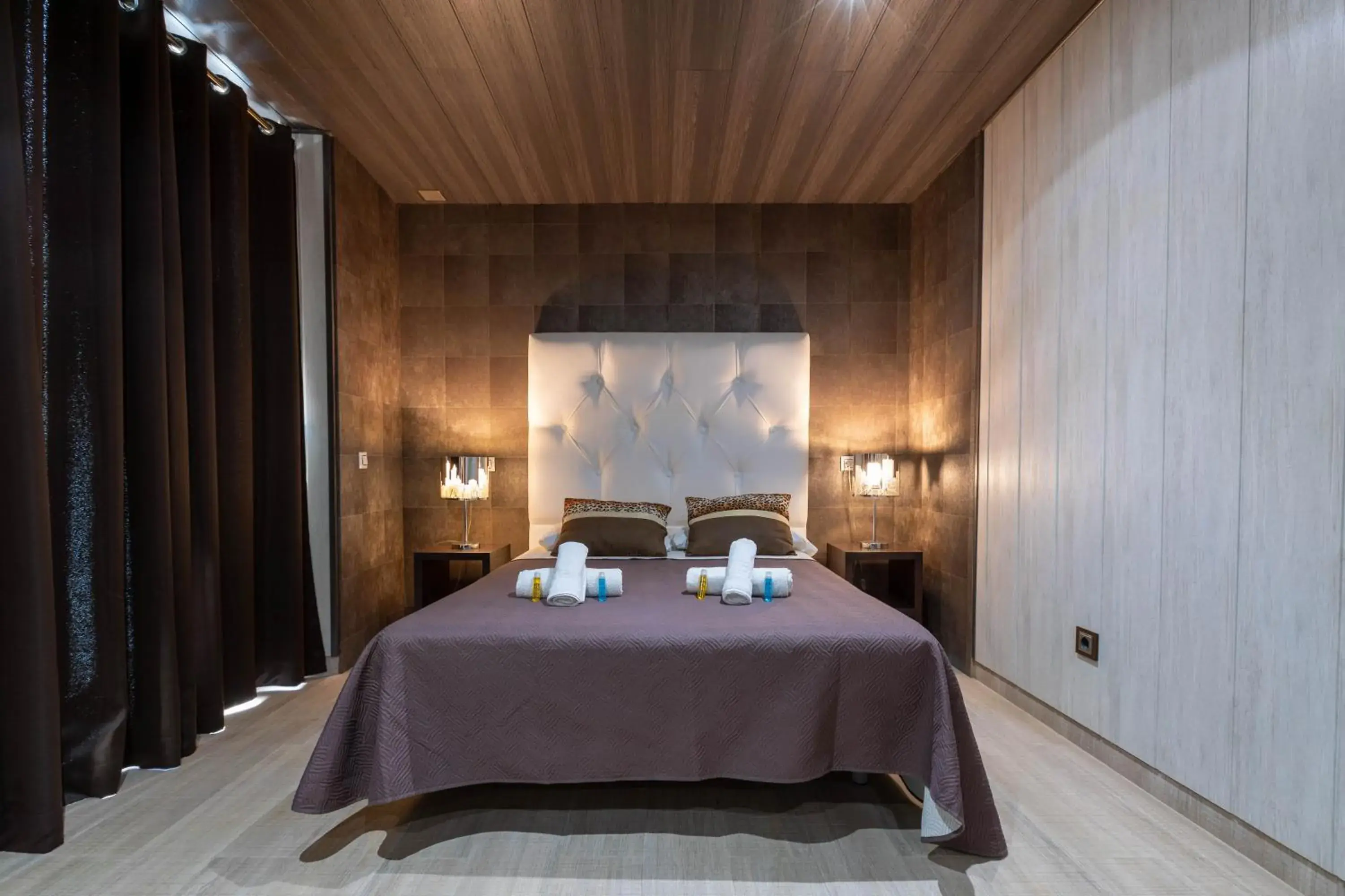 Bedroom, Bed in Hotel Copacabana Tarifa Beach Bedroom, Bed in Hotel Copacabana Tarifa Beach