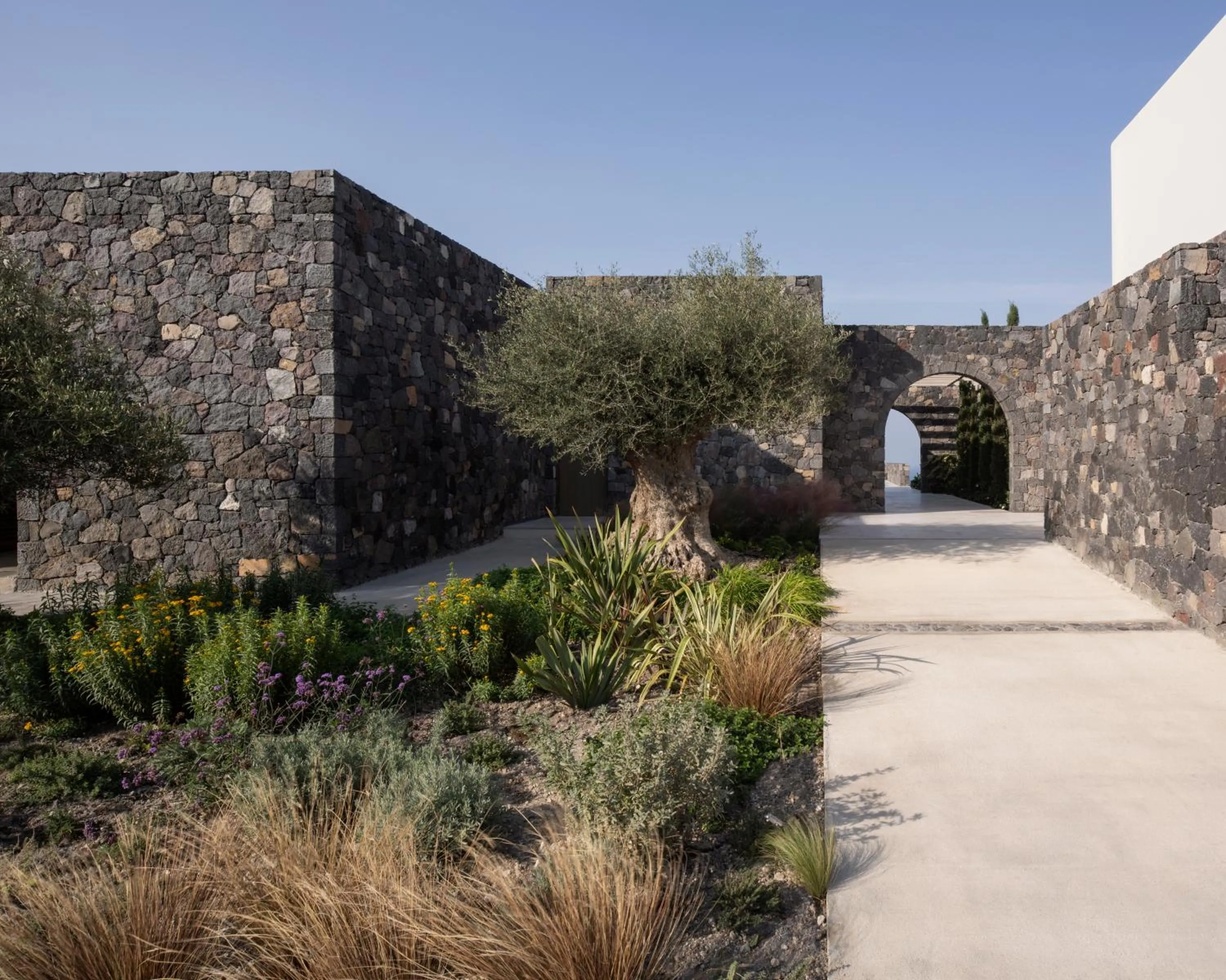 Spring in Canaves Epitome - Small Luxury Hotels of the World