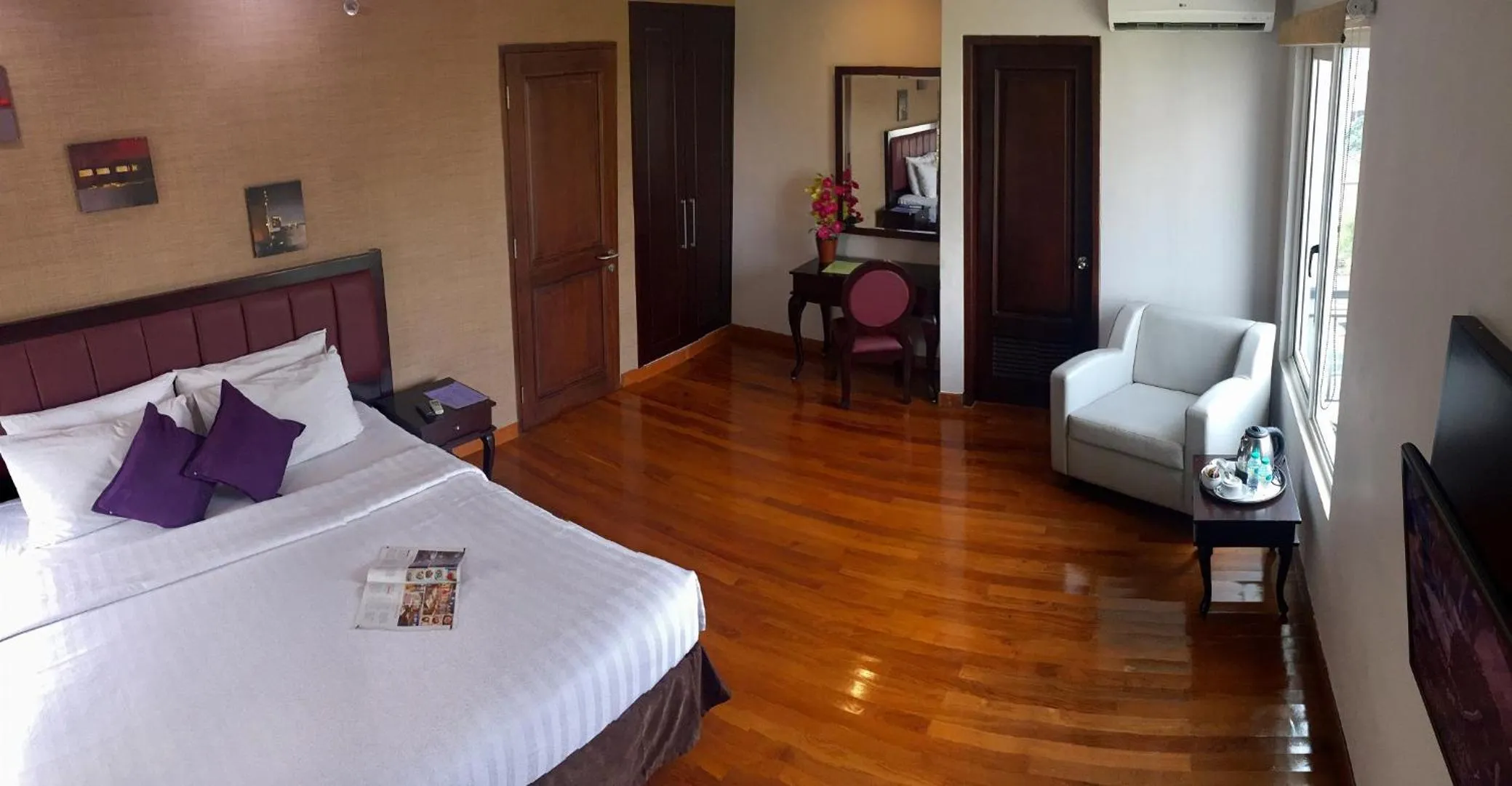 Photo of the whole room, Bed in P Hotel