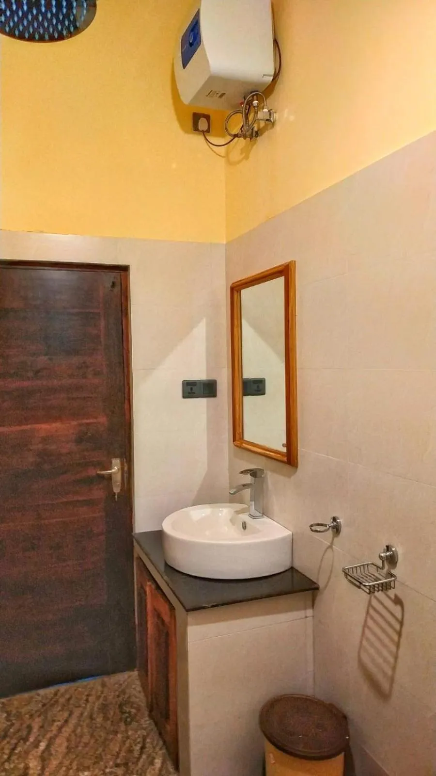 Bathroom in Green turtle