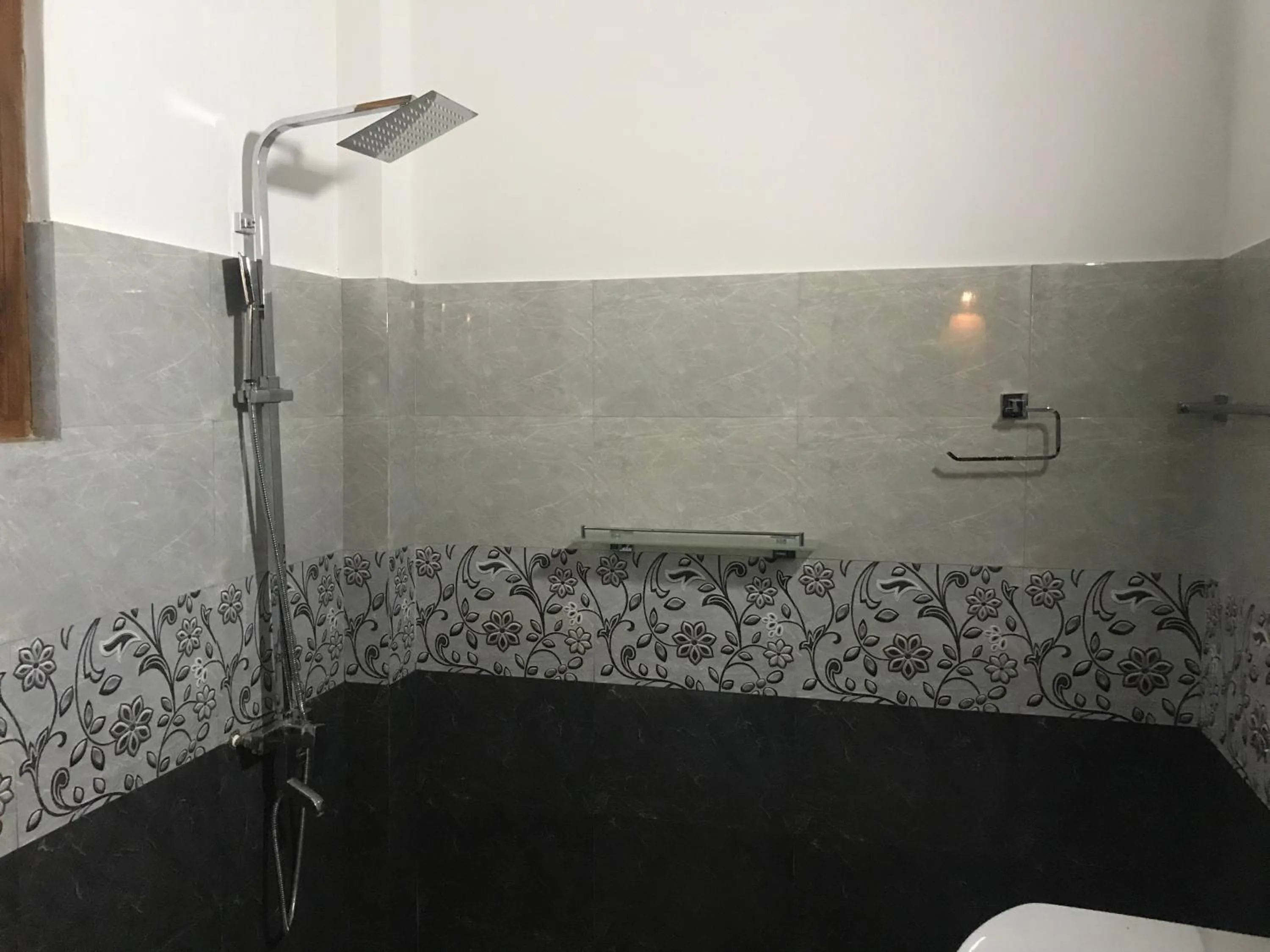 Shower, Bathroom in Green turtle