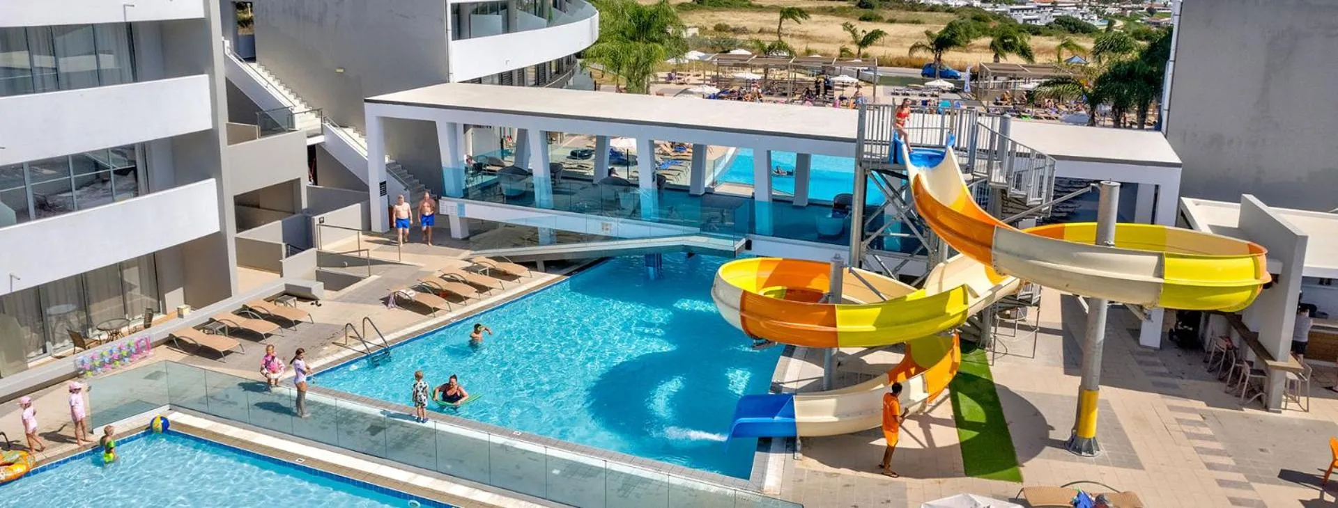 Swimming pool in Virginia Family Resort