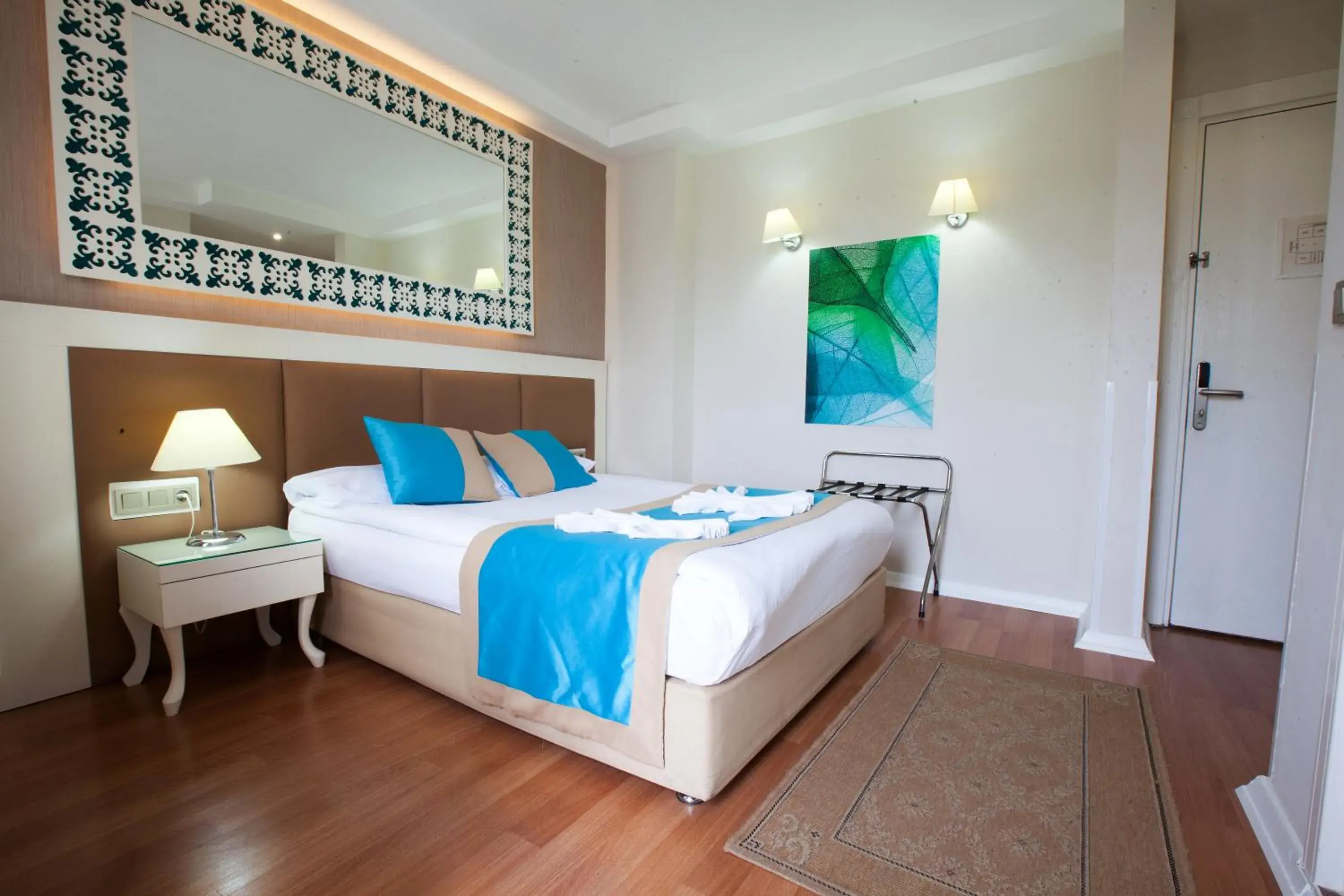 Massage, Bed in Nasa Flora Hotel