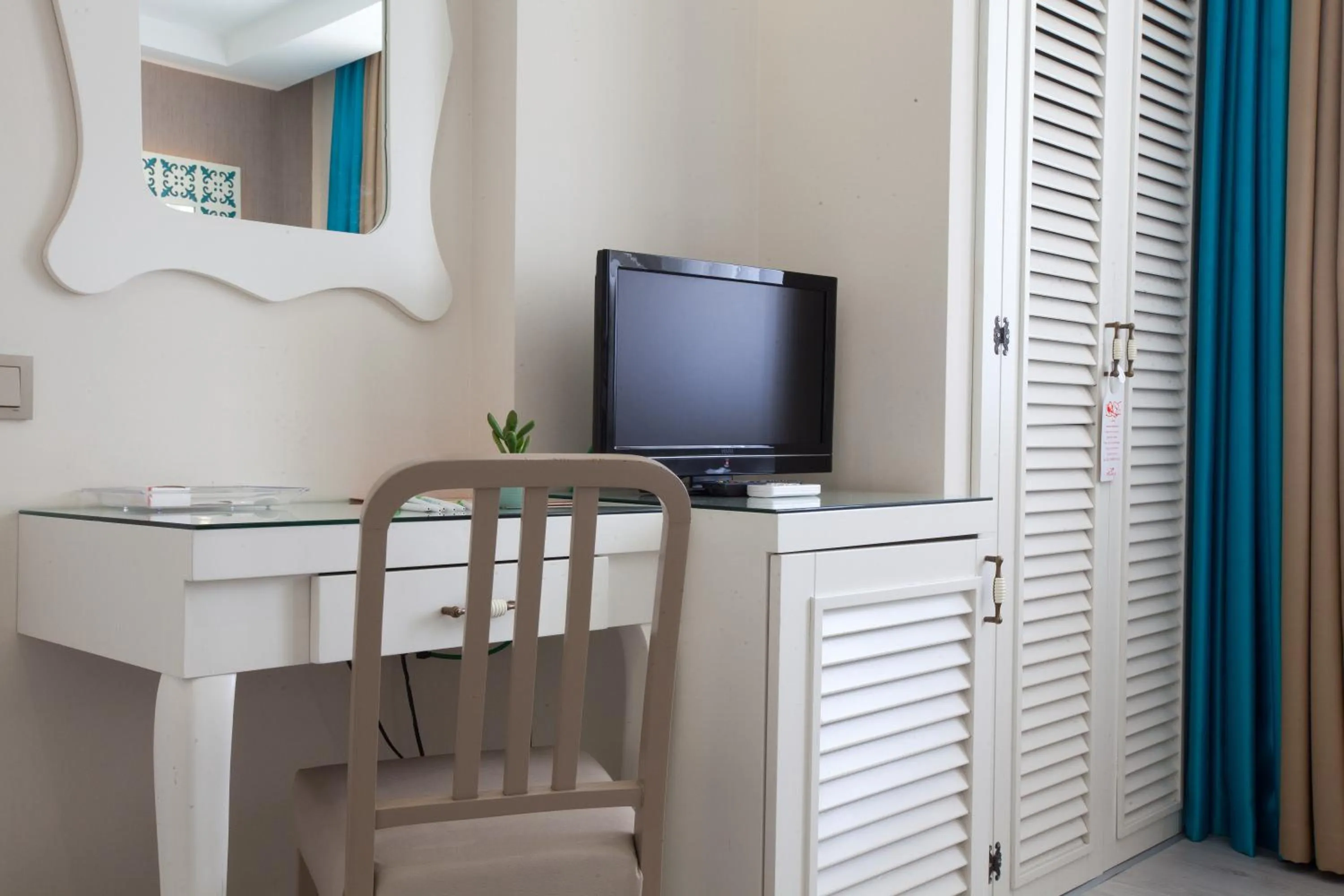 Massage in Nasa Flora Hotel