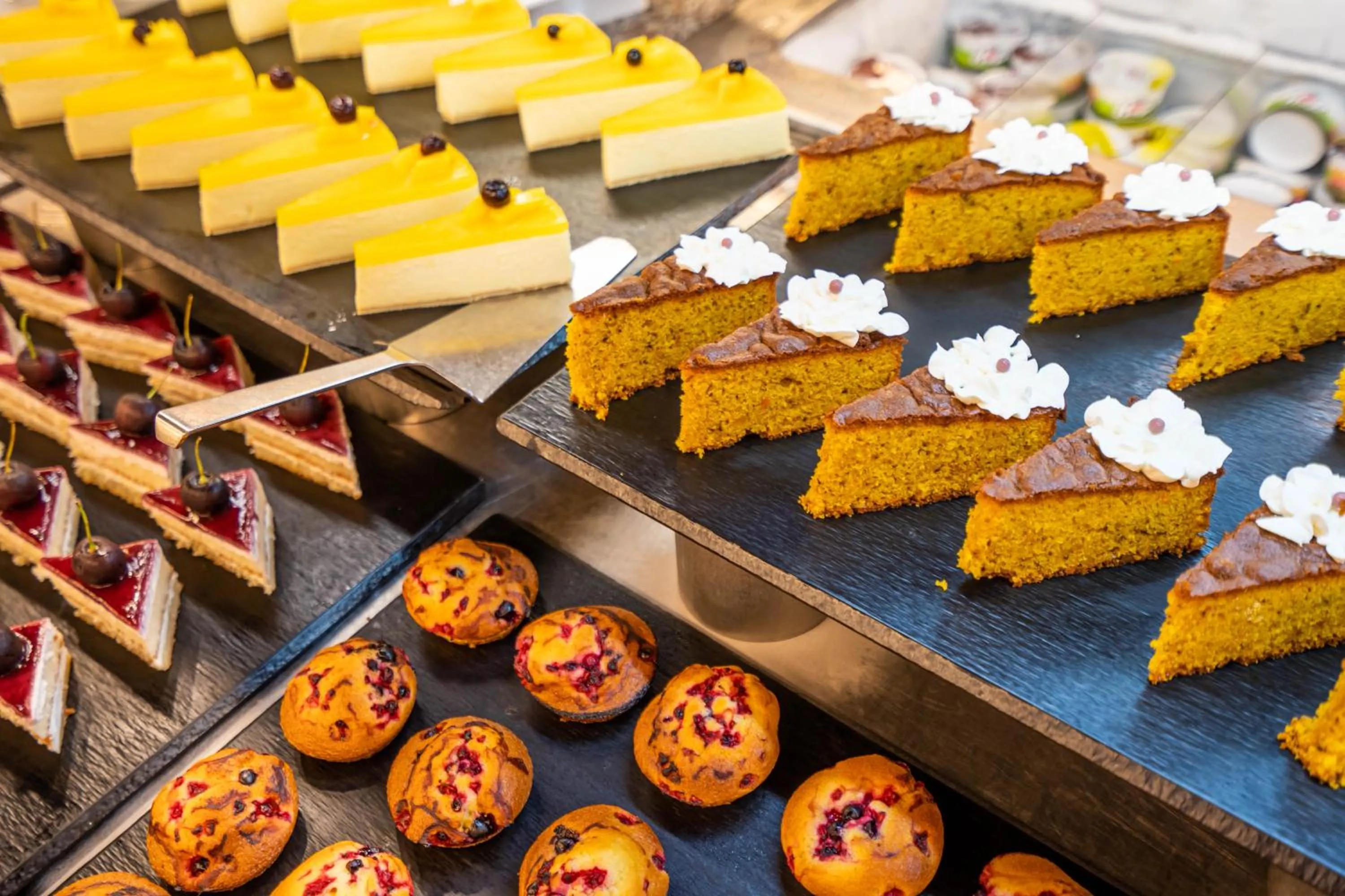 Restaurant/places to eat in Hotel Mar Blau