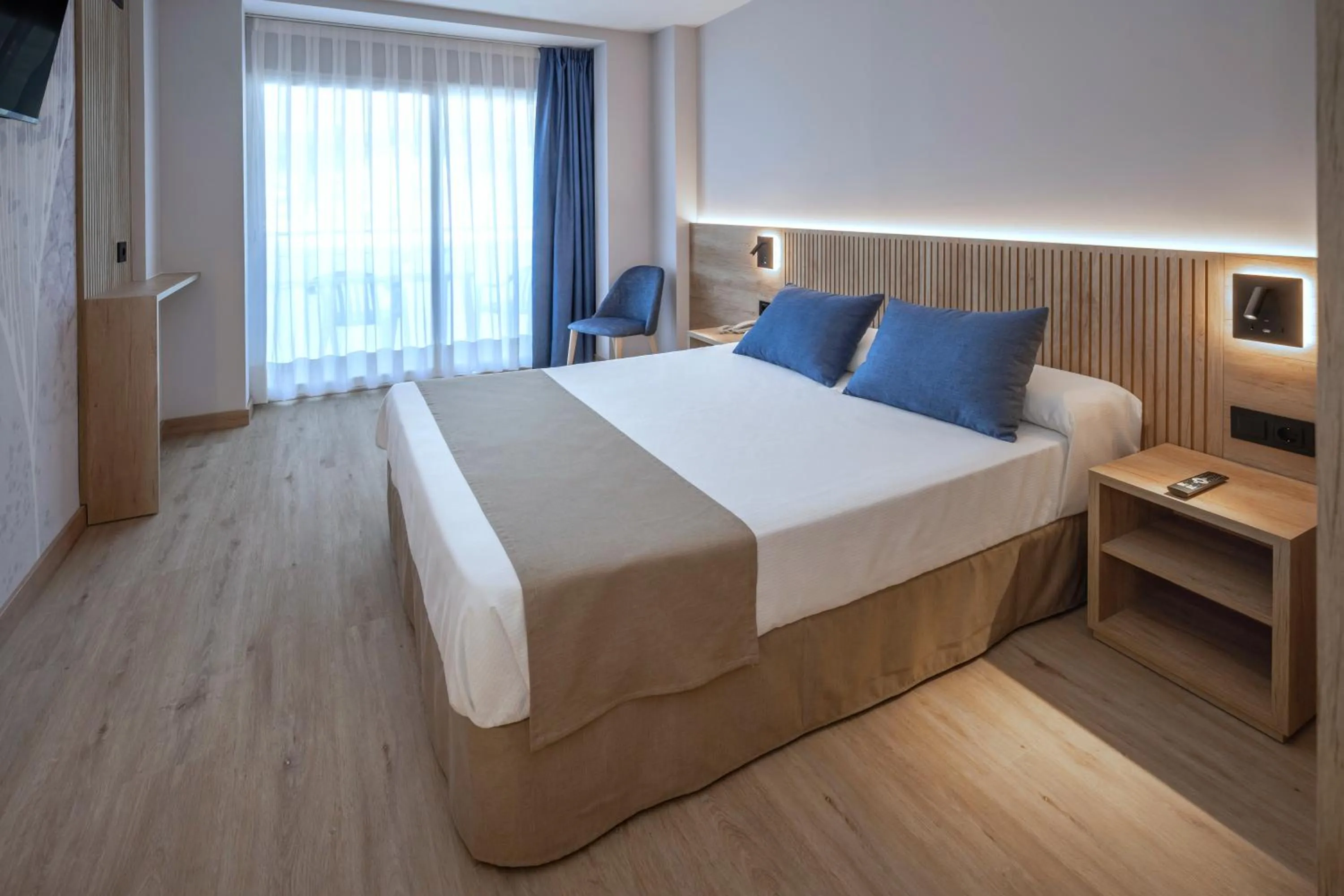 Bed in Hotel Mar Blau