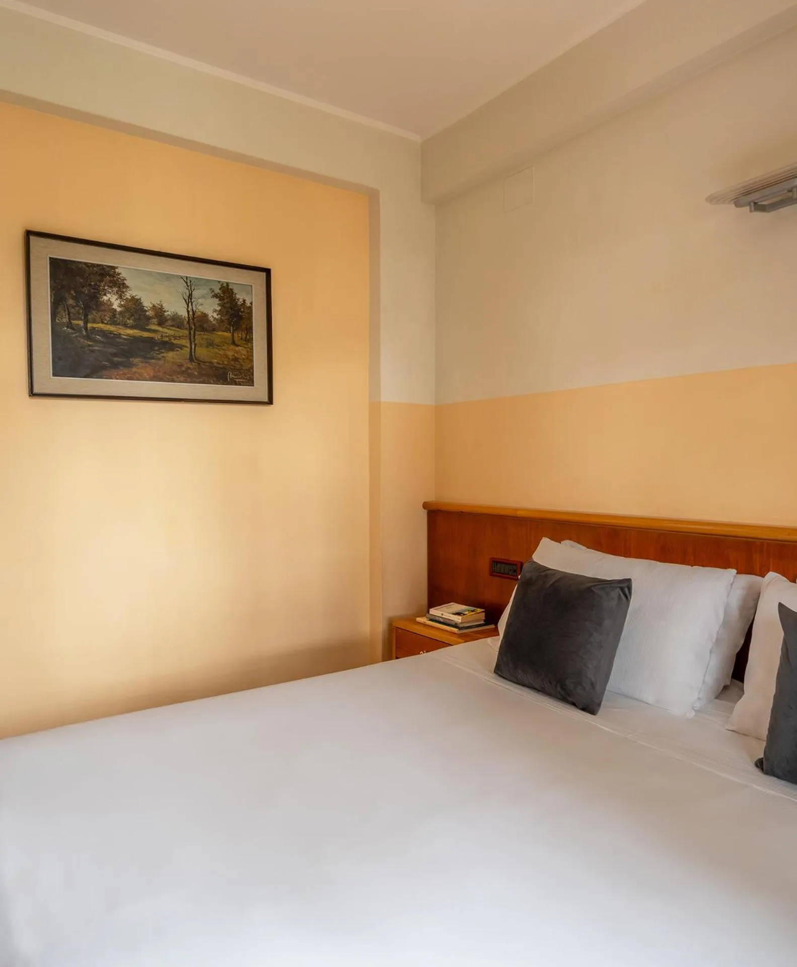 Bed in Cipriani Park Hotel