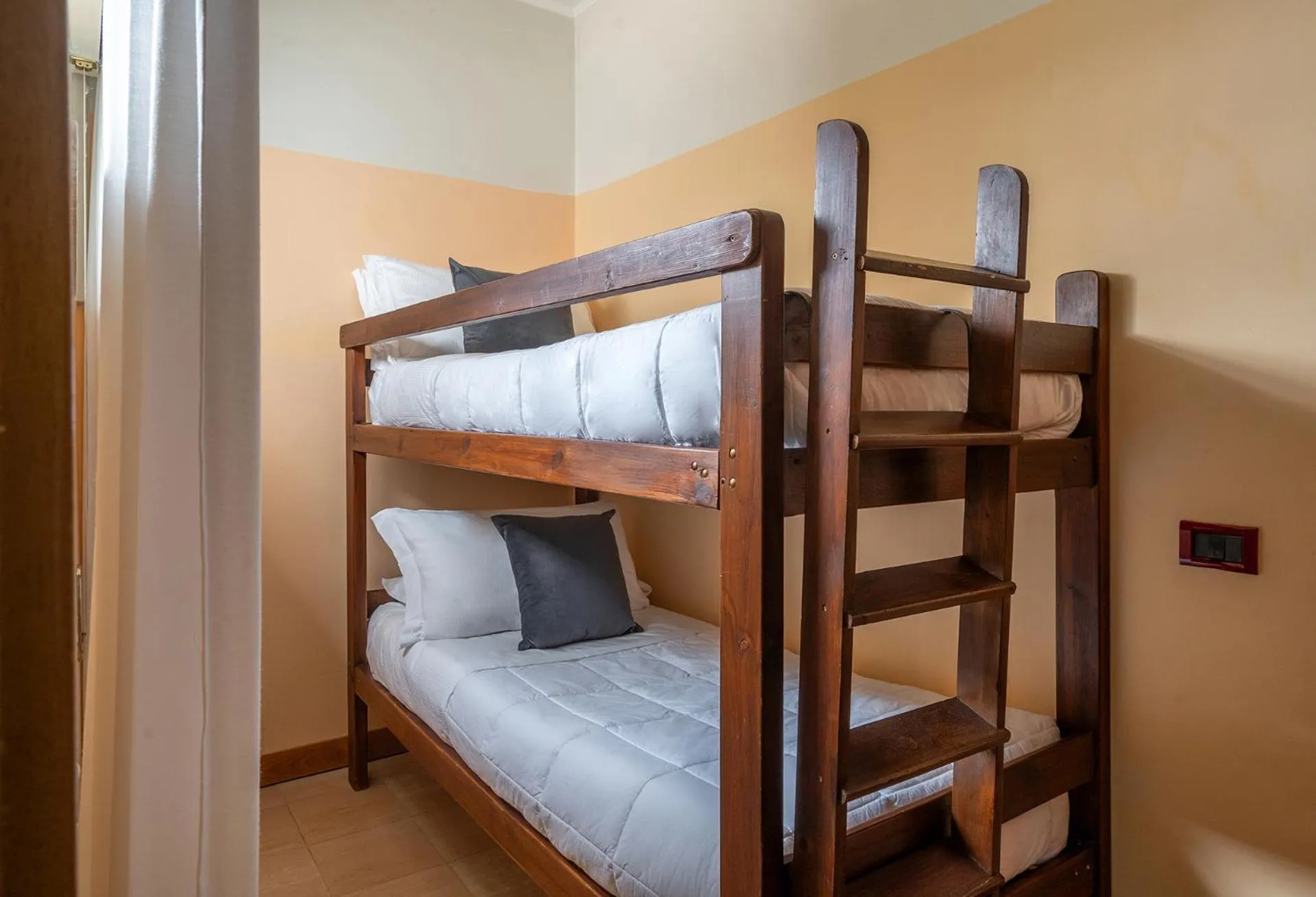 Bed in Cipriani Park Hotel