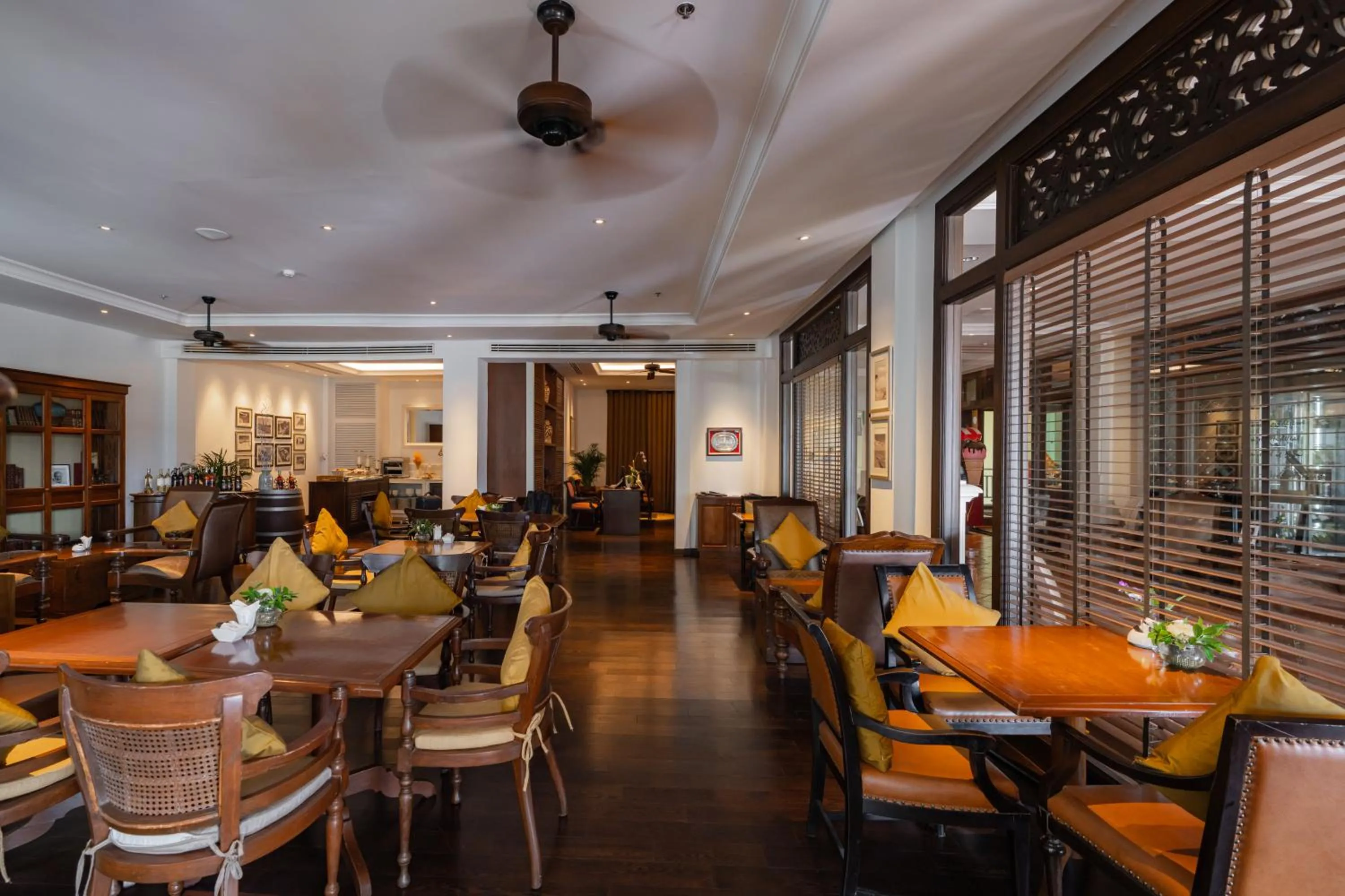 Lounge or bar in Sofitel Krabi Phokeethra Golf and Spa Resort