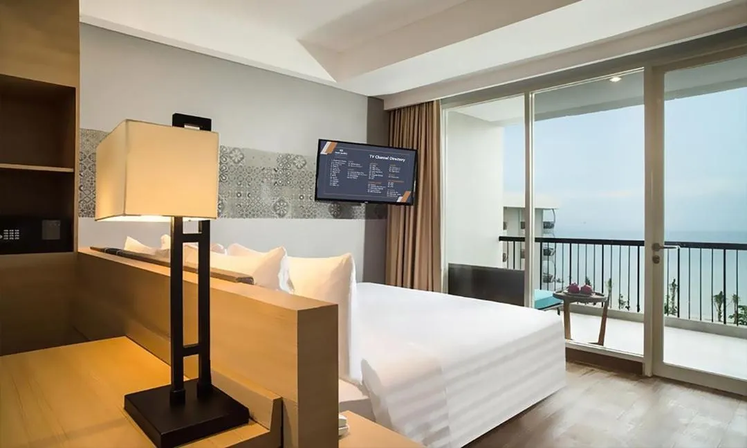 Bed in Hotel Santika Premiere Beach Resort Belitung